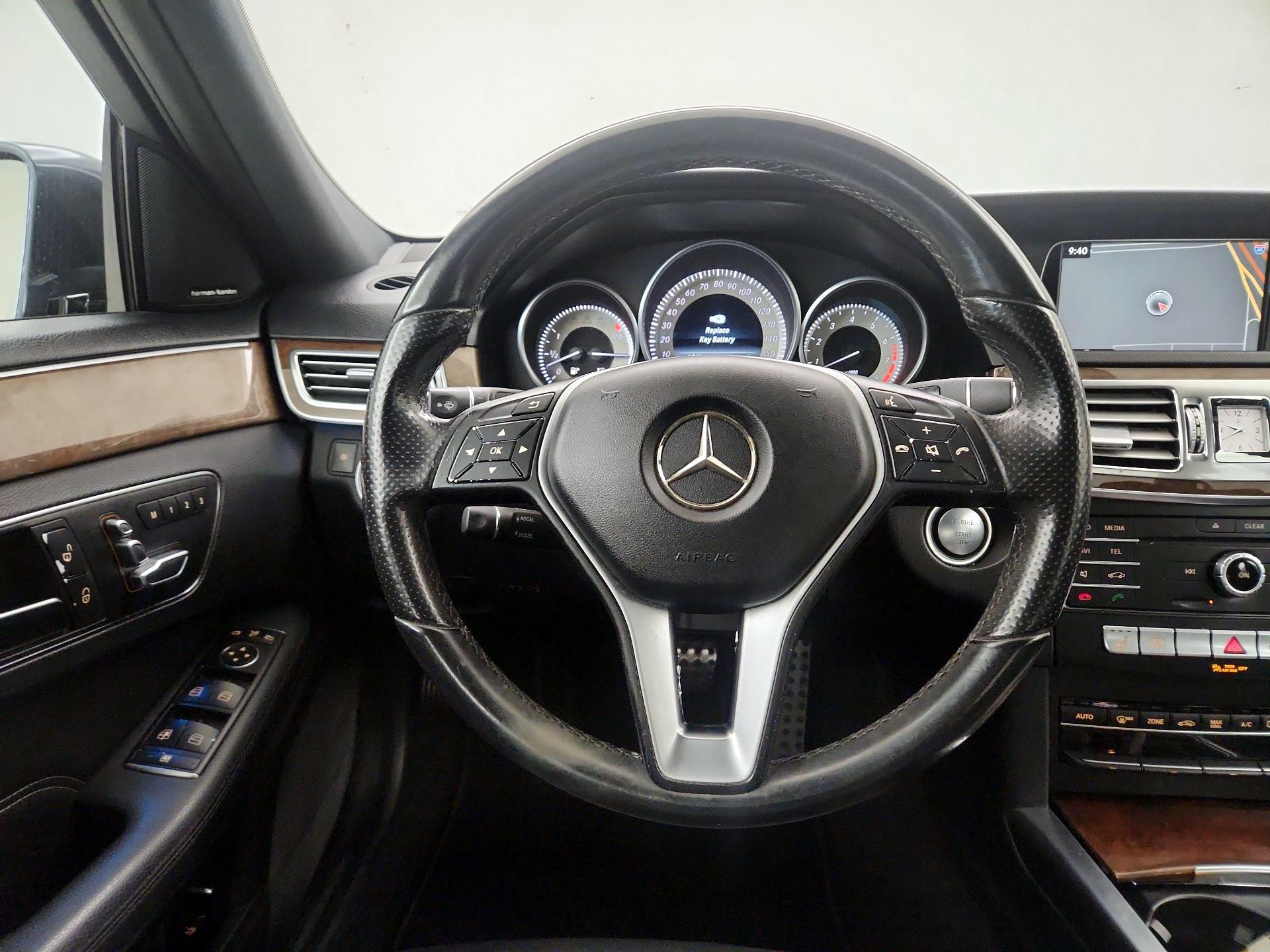 Thumbnail: 2016 Mercedes-Benz E-Class - 10