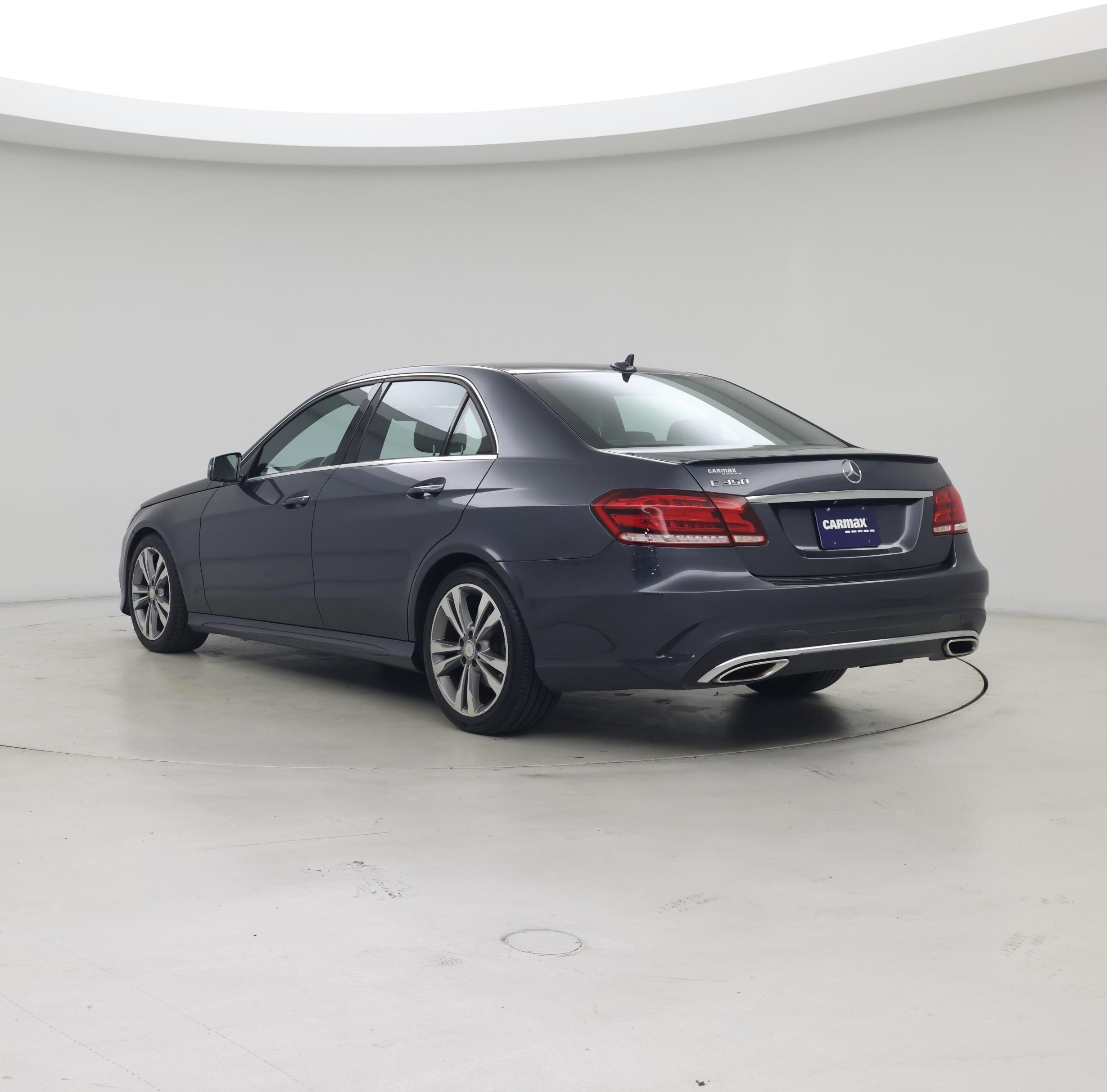 Thumbnail: 2016 Mercedes-Benz E-Class - 2