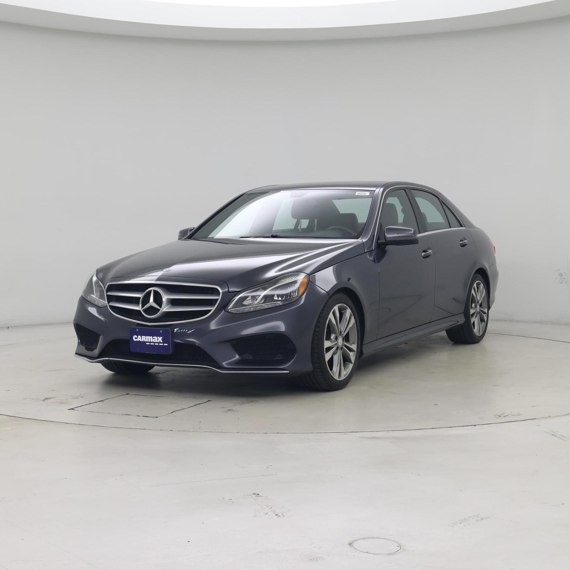 Thumbnail: 2016 Mercedes-Benz E-Class - 4