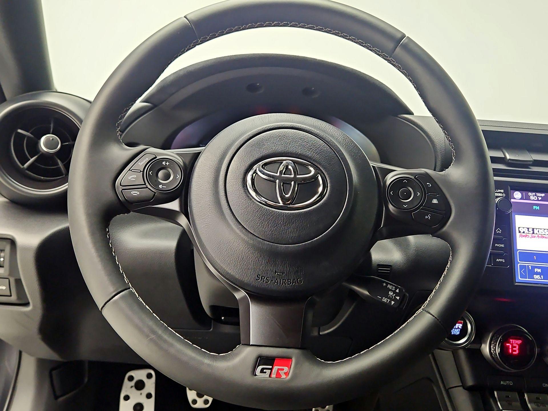 Thumbnail: 2025 Toyota GR86 - 10