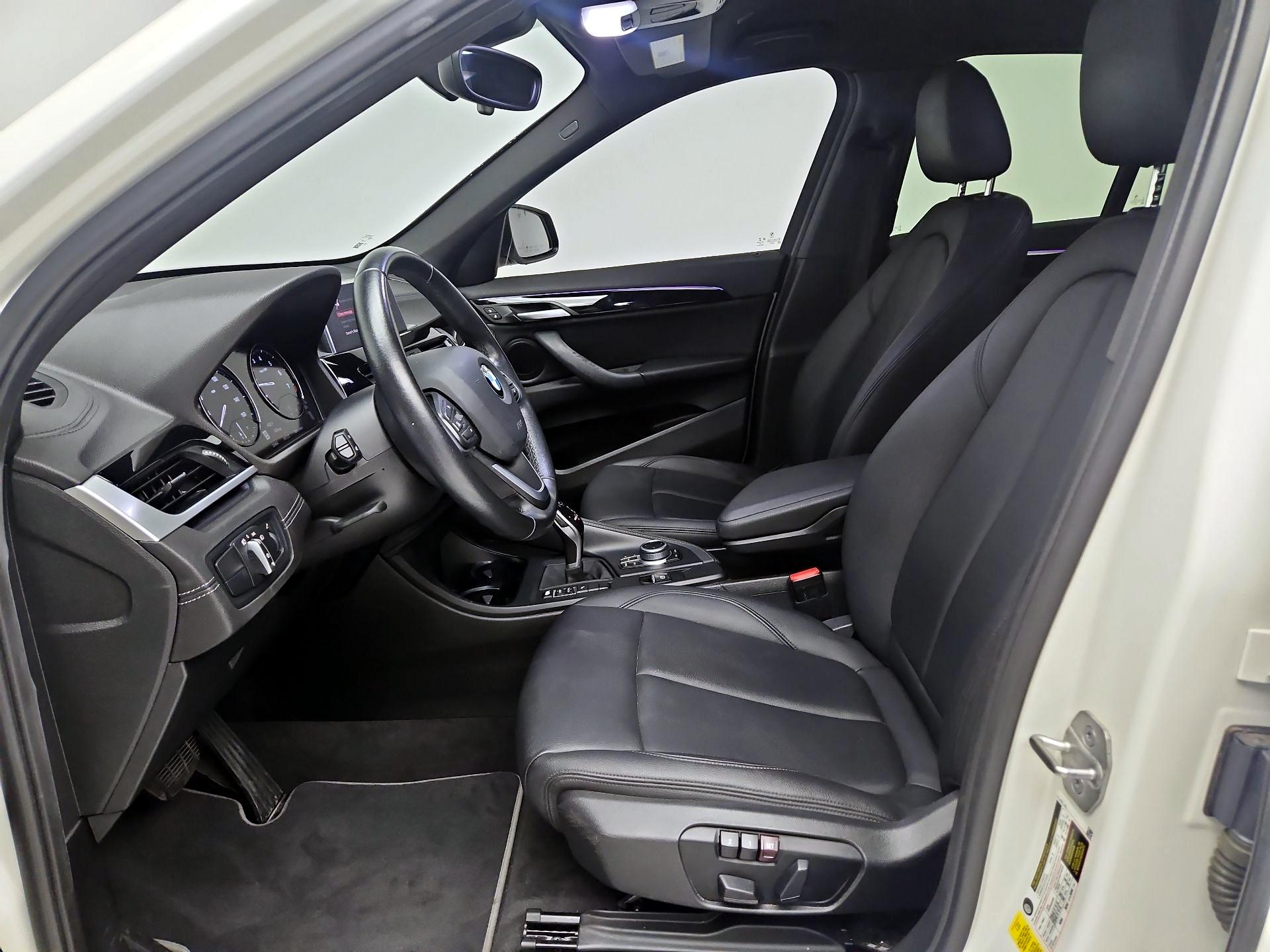 Thumbnail: 2021 BMW X1 - 11