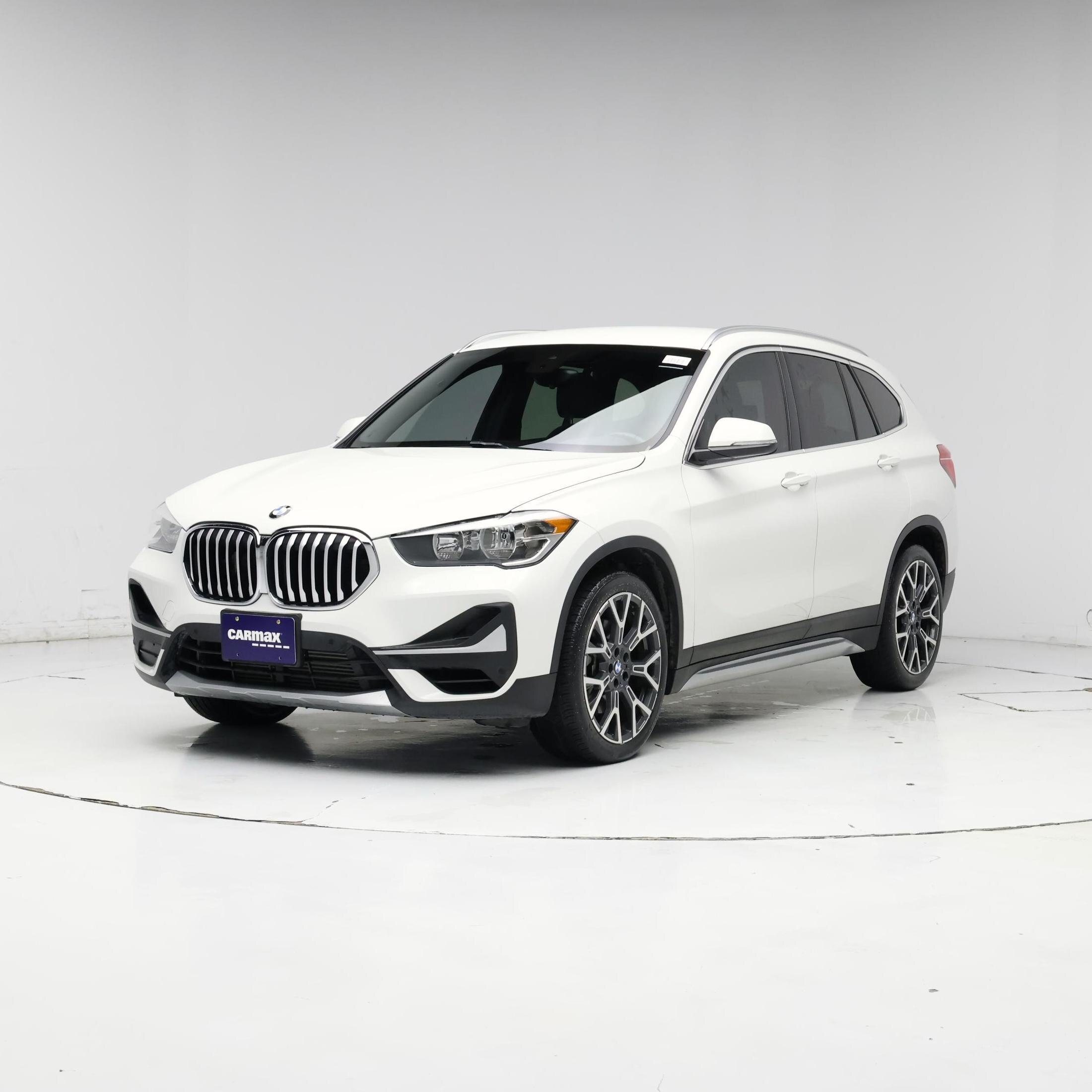 Thumbnail: 2021 BMW X1 - 4