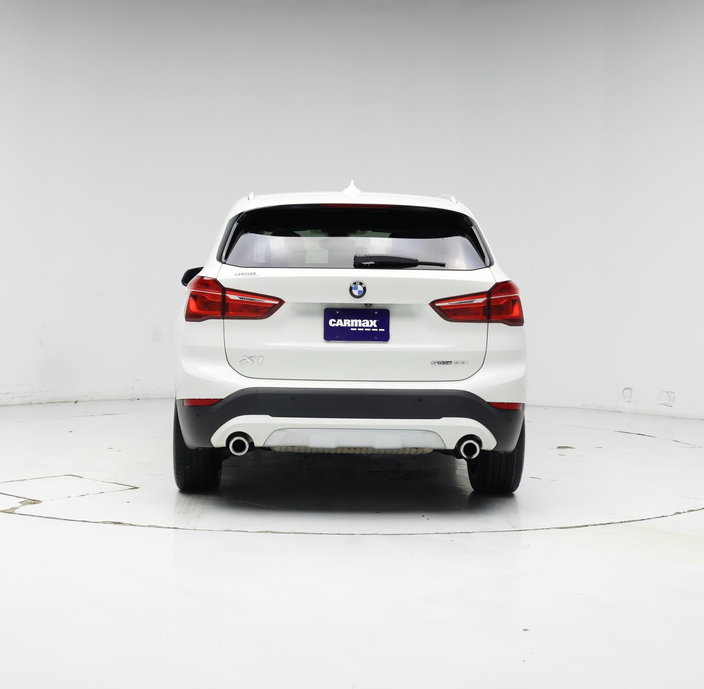 Thumbnail: 2021 BMW X1 - 6