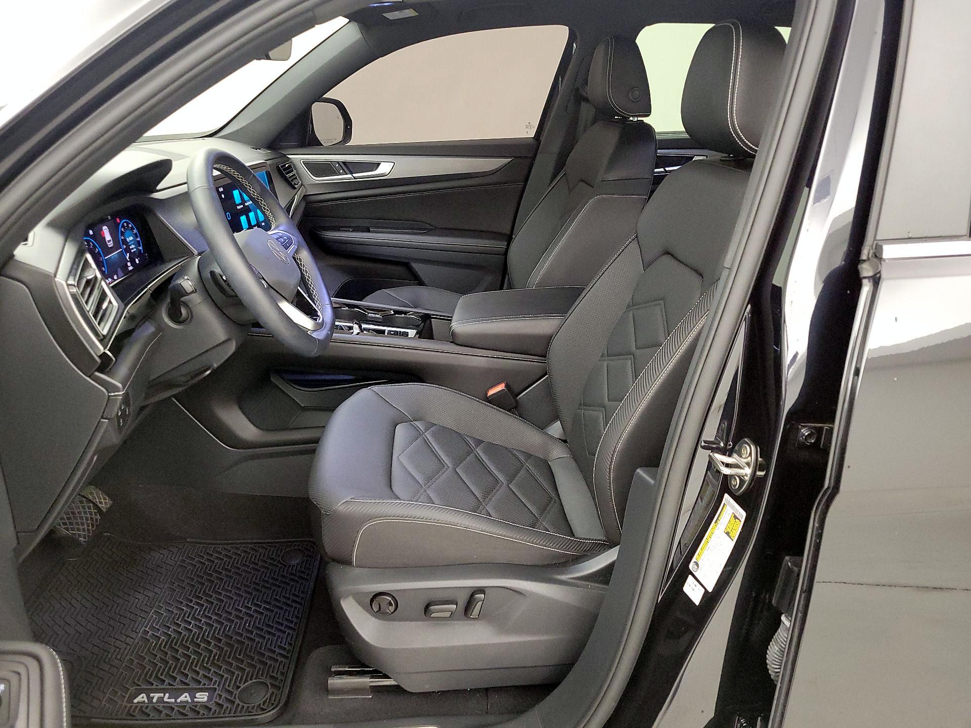 Thumbnail: 2025 Volkswagen Atlas - 11