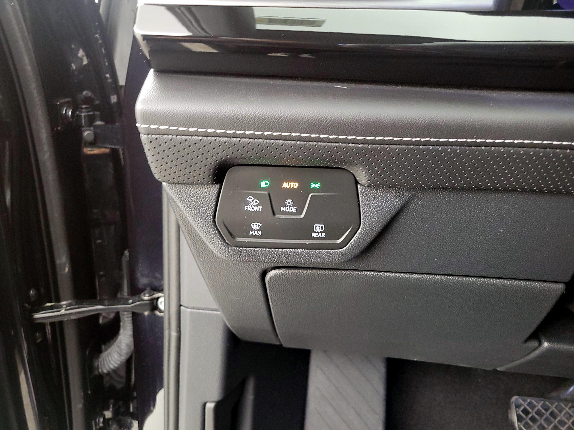 Thumbnail: 2025 Volkswagen Atlas - 13