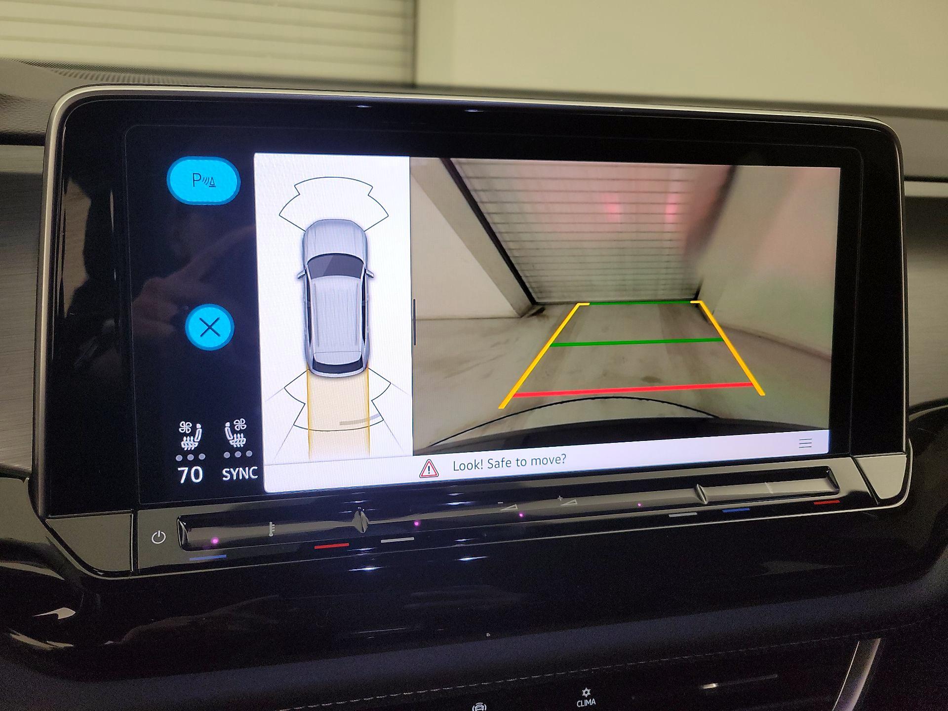 Thumbnail: 2025 Volkswagen Atlas - 14