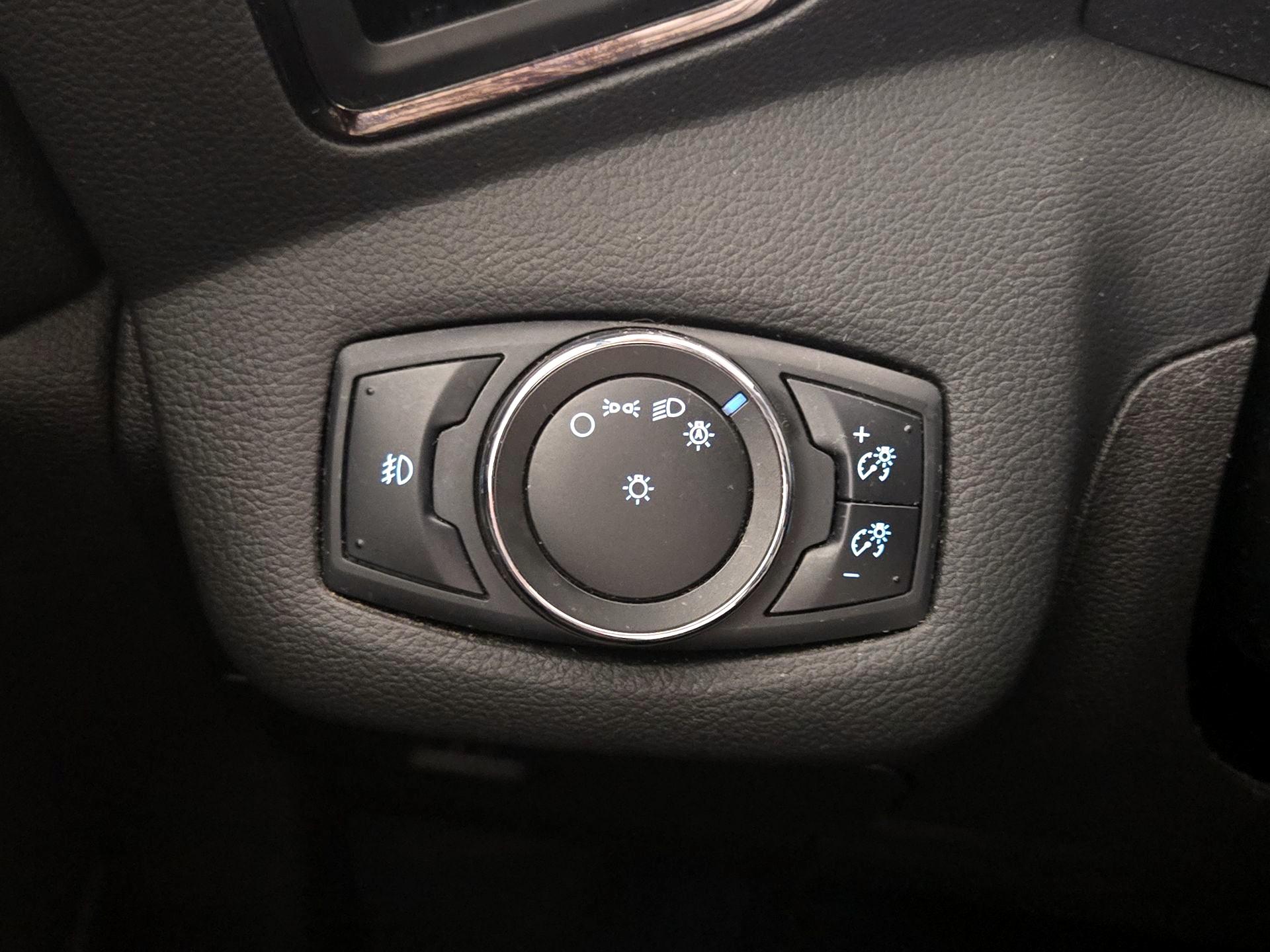 Thumbnail: 2014 Ford Escape - 13