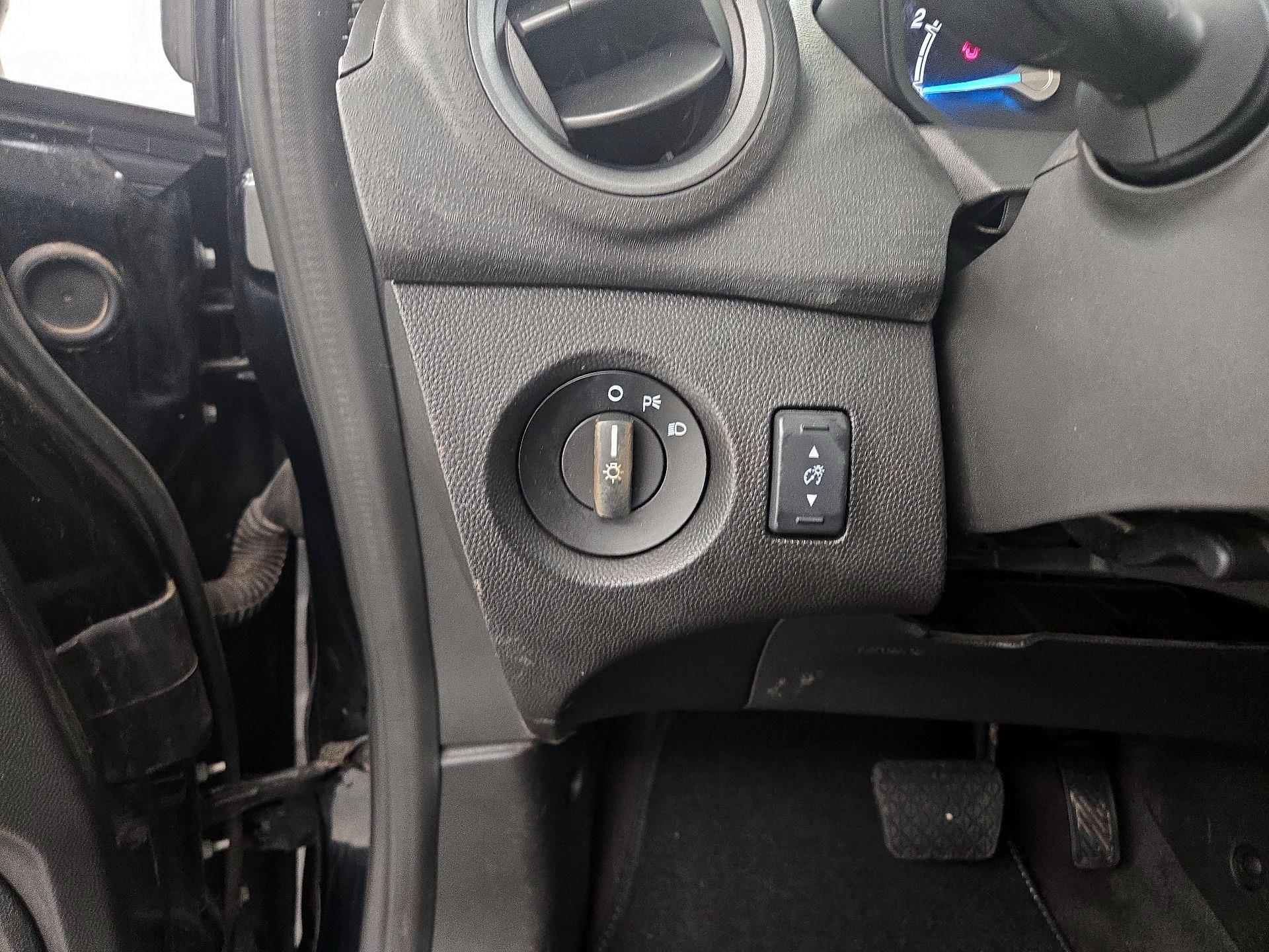 Thumbnail: 2019 Ford Fiesta - 13