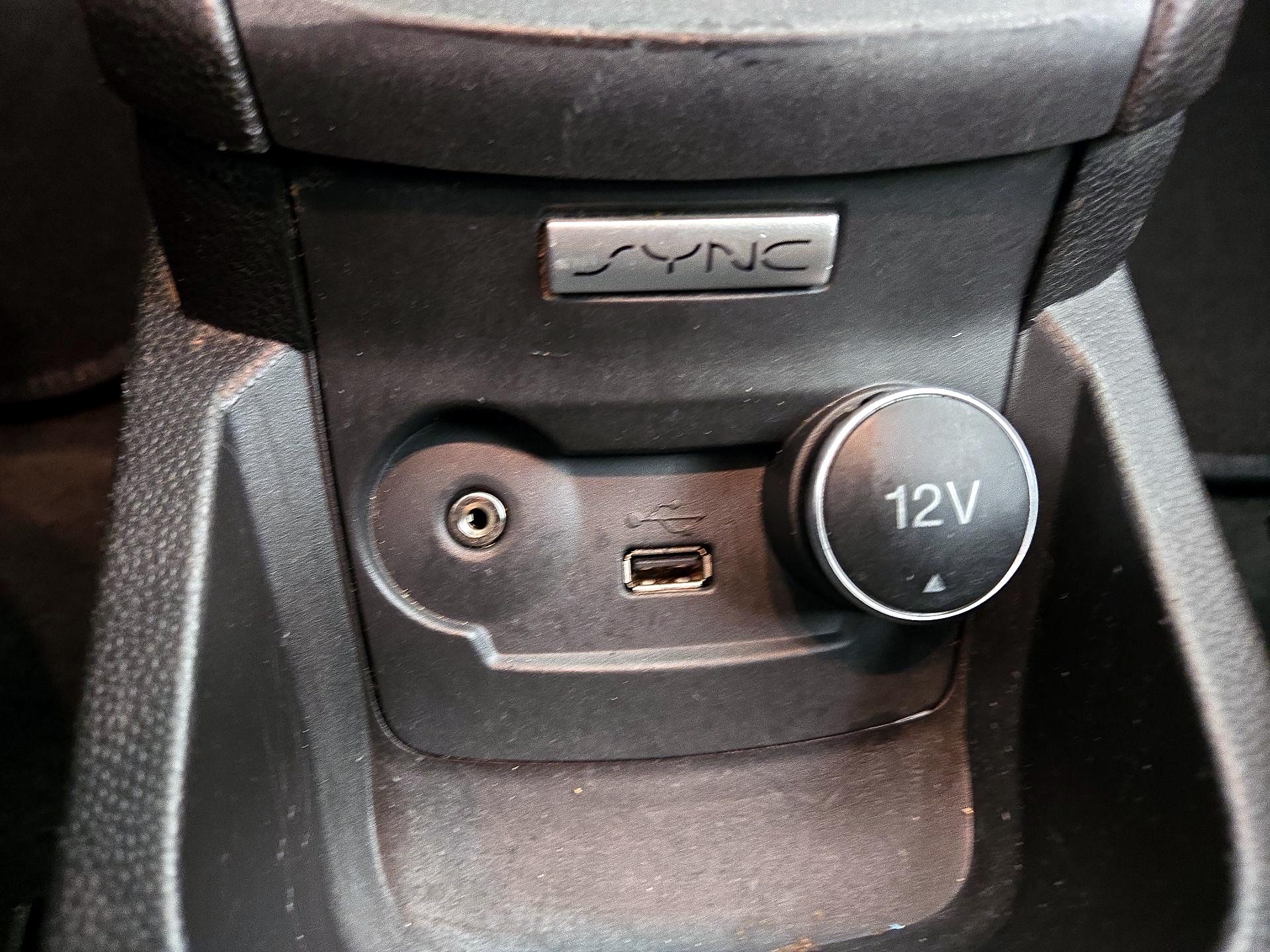 Thumbnail: 2019 Ford Fiesta - 18