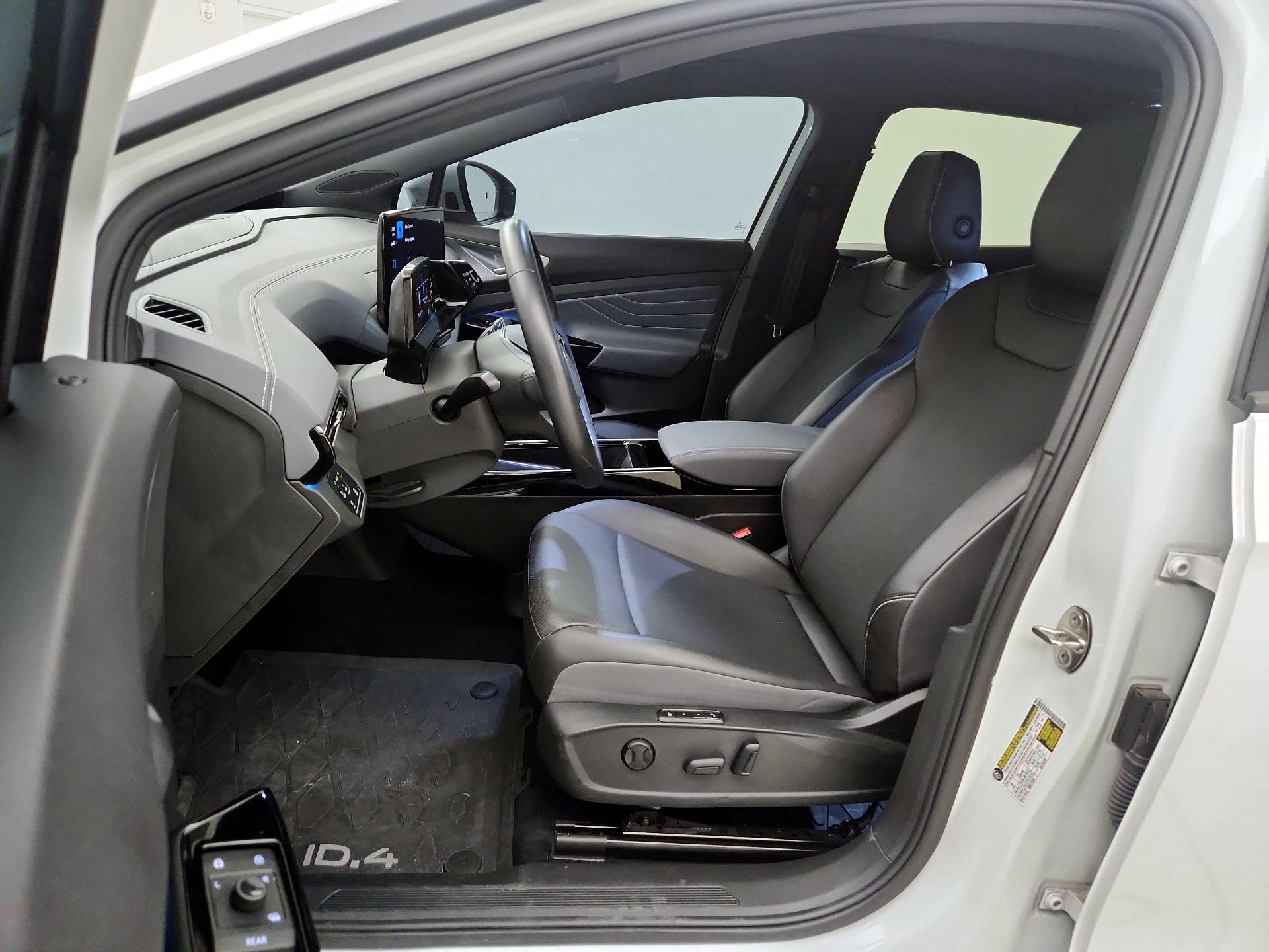 Thumbnail: 2023 Volkswagen ID.4 - 11