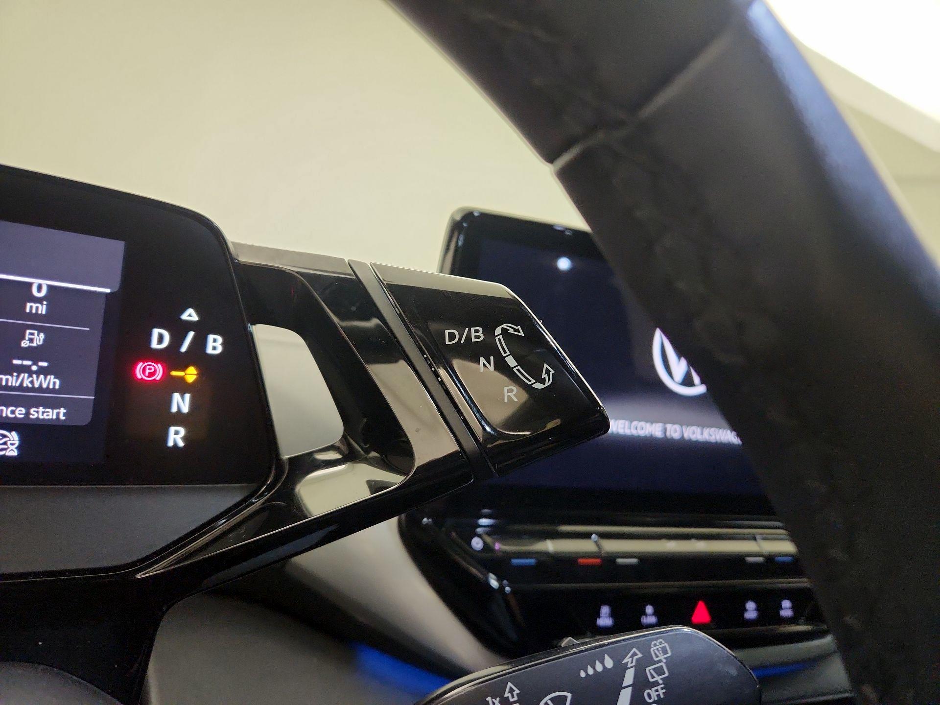 Thumbnail: 2023 Volkswagen ID.4 - 15