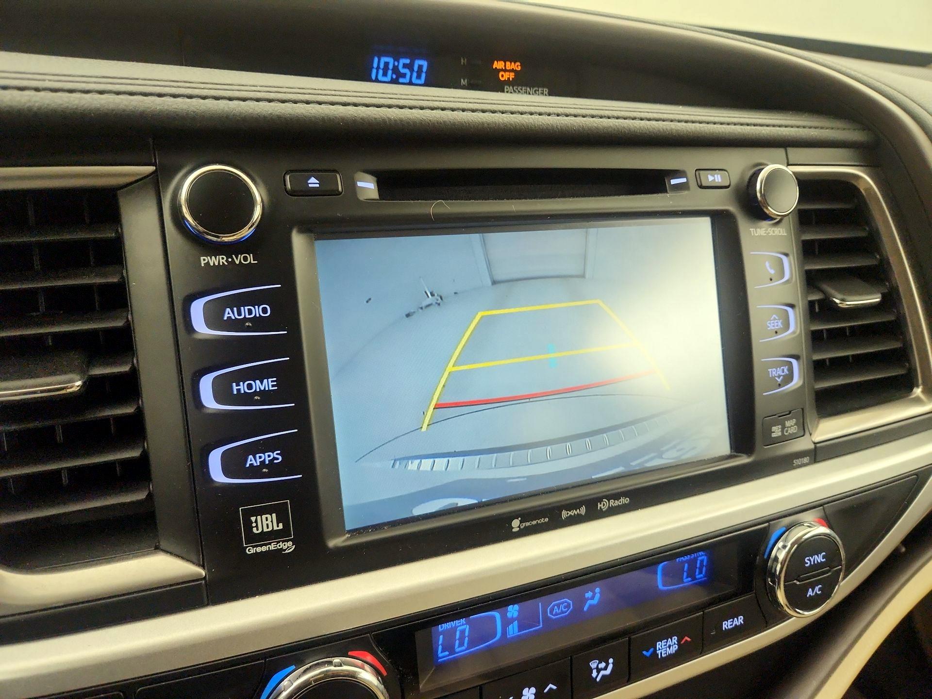 Thumbnail: 2017 Toyota Highlander - 15