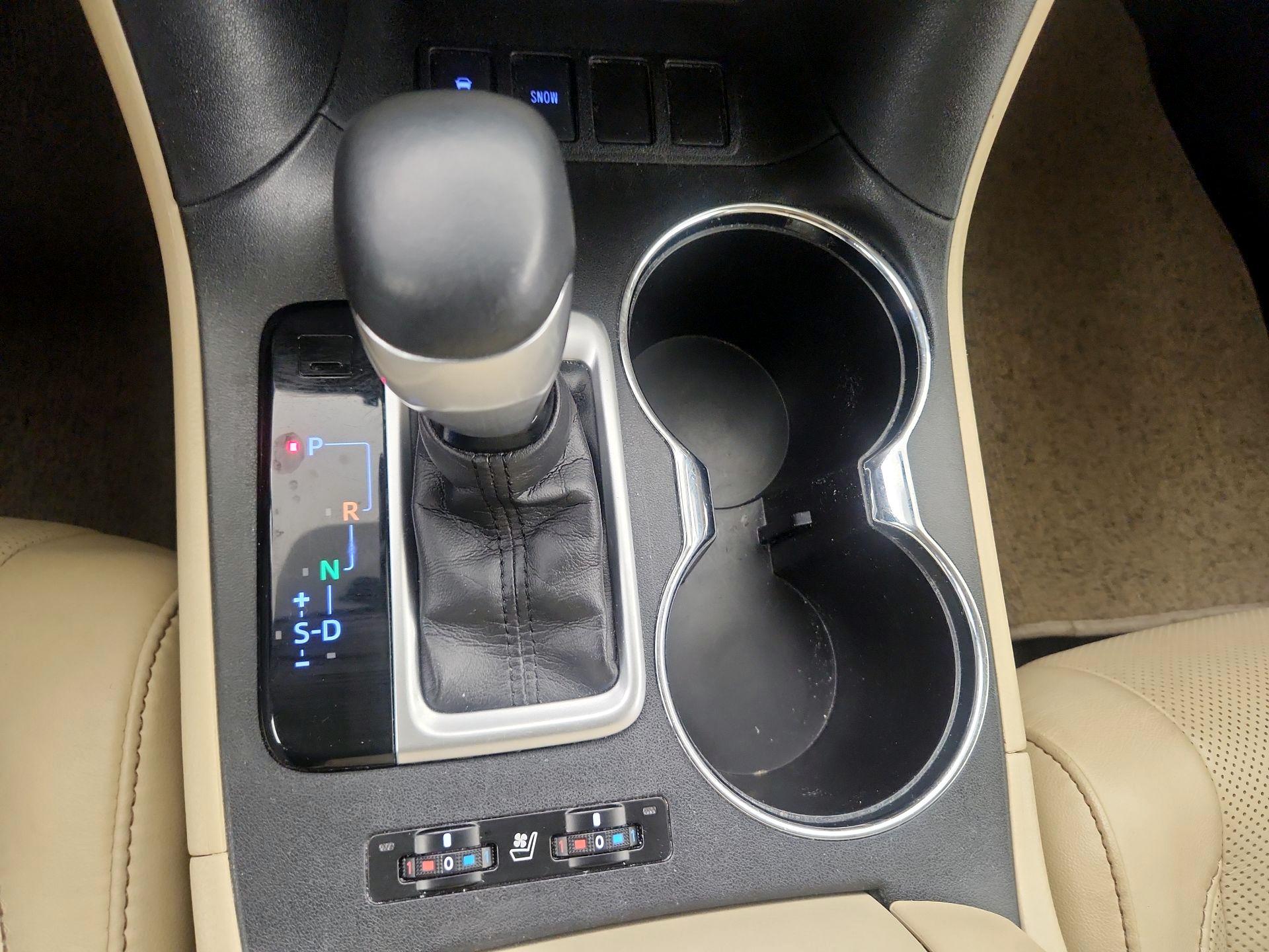 Thumbnail: 2017 Toyota Highlander - 18