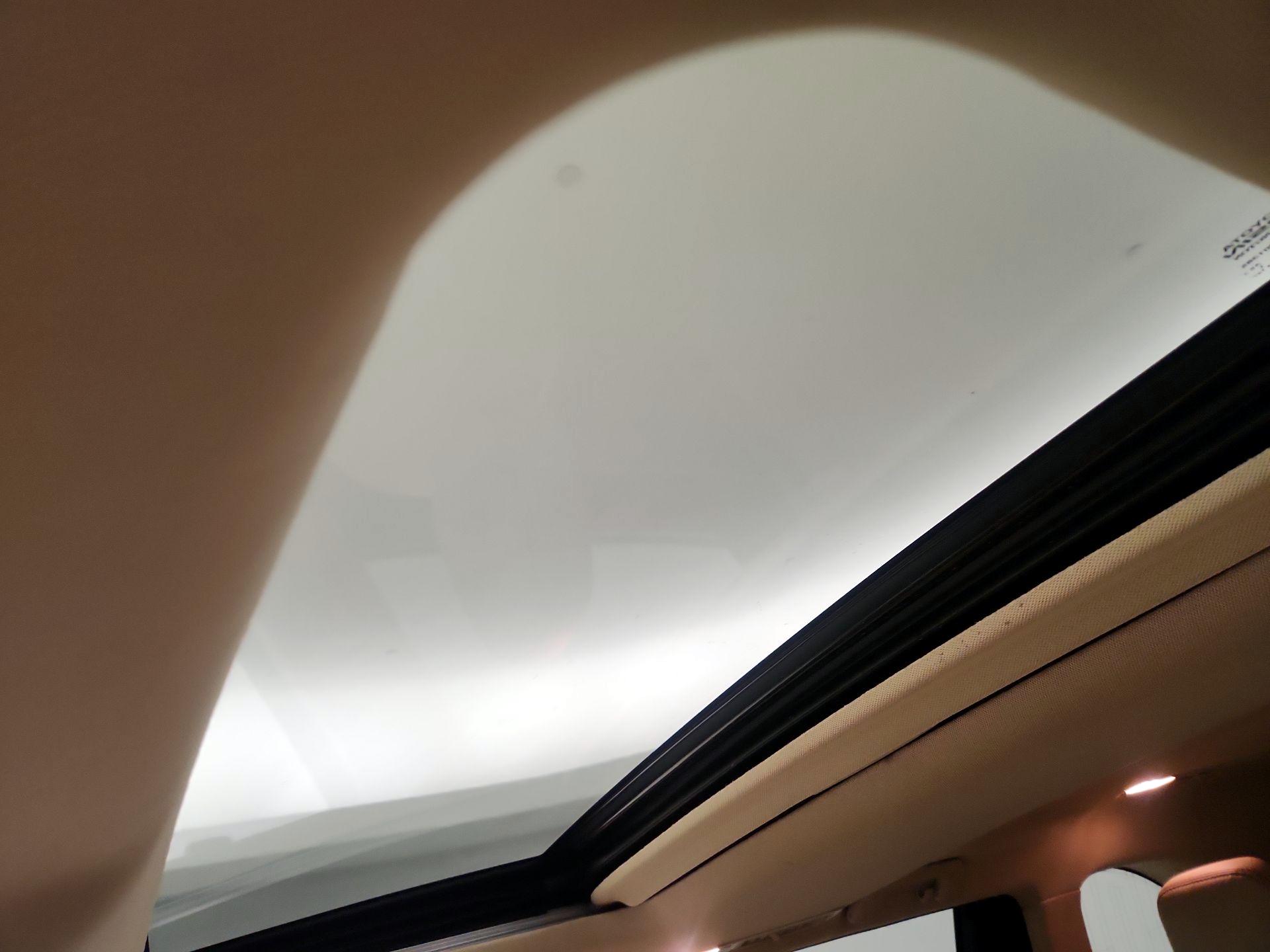 Thumbnail: 2017 Toyota Highlander - 20