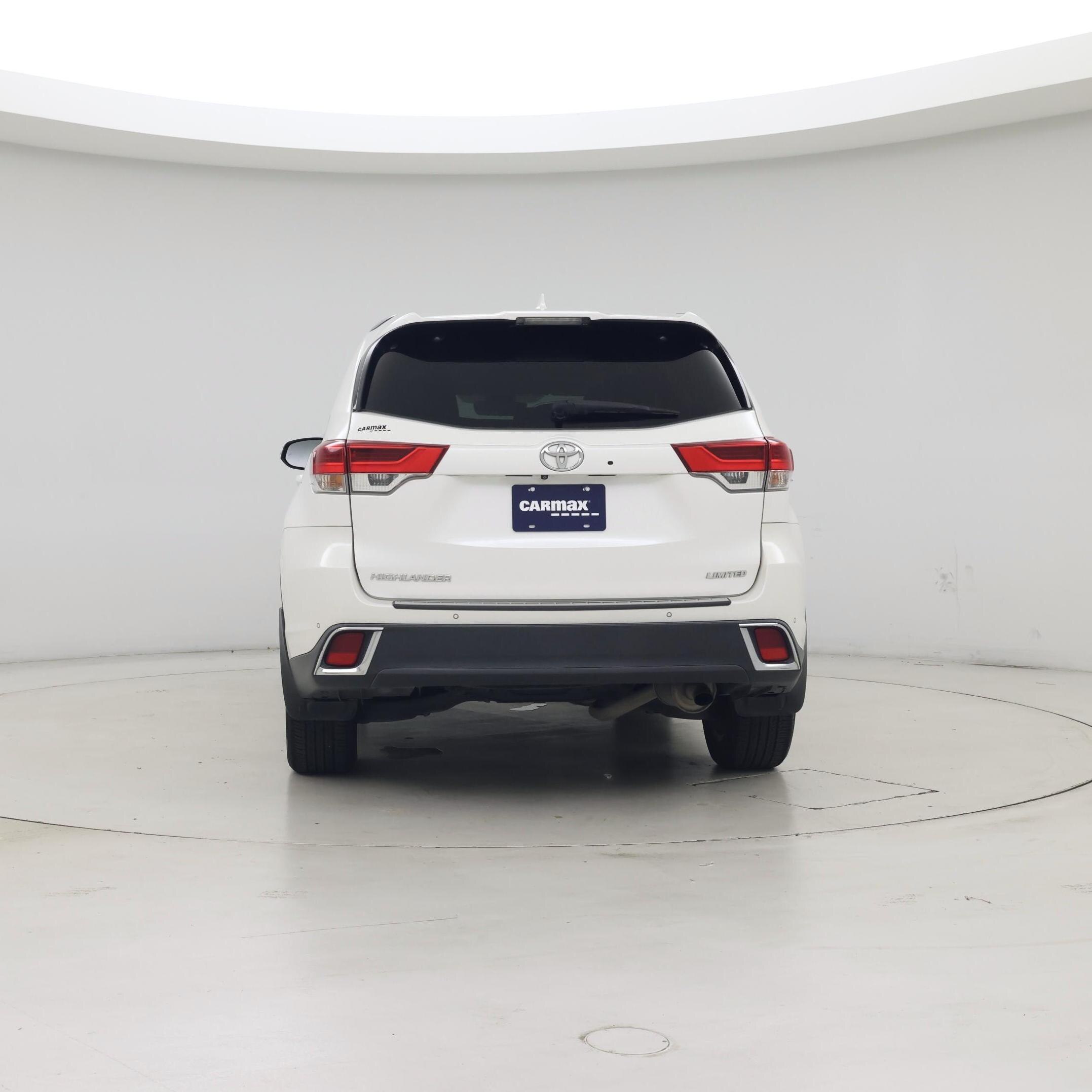 Thumbnail: 2017 Toyota Highlander - 6