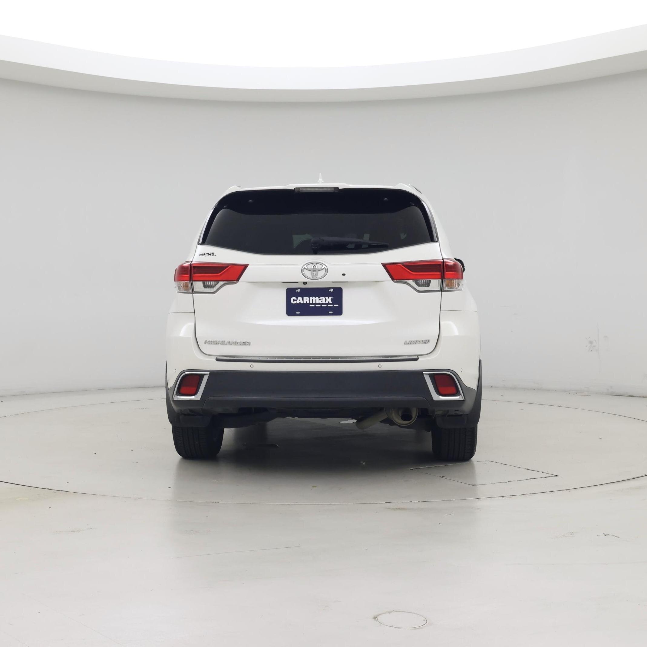 Thumbnail: 2017 Toyota Highlander - 8