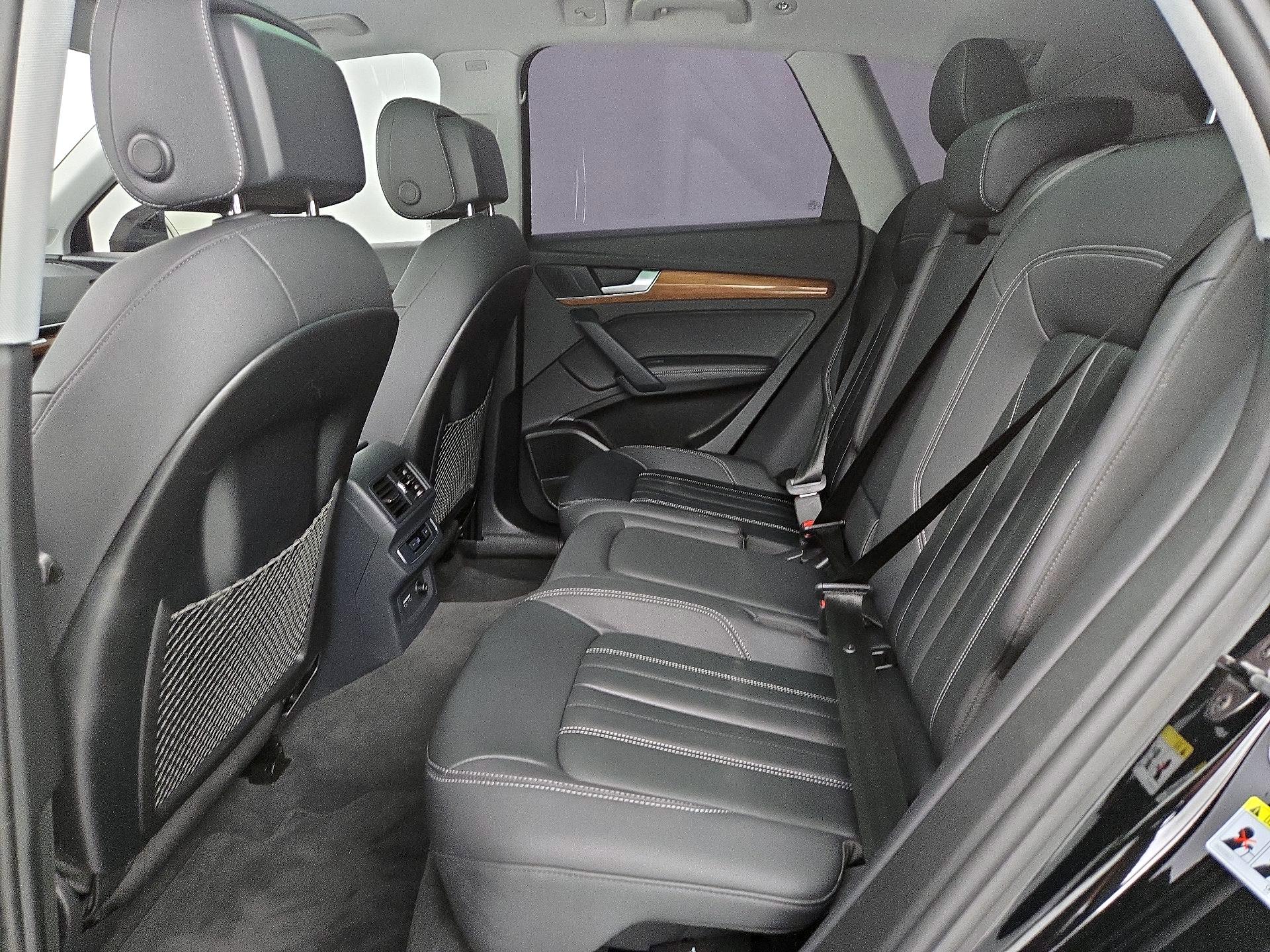 Thumbnail: 2024 Audi Q5 - 20