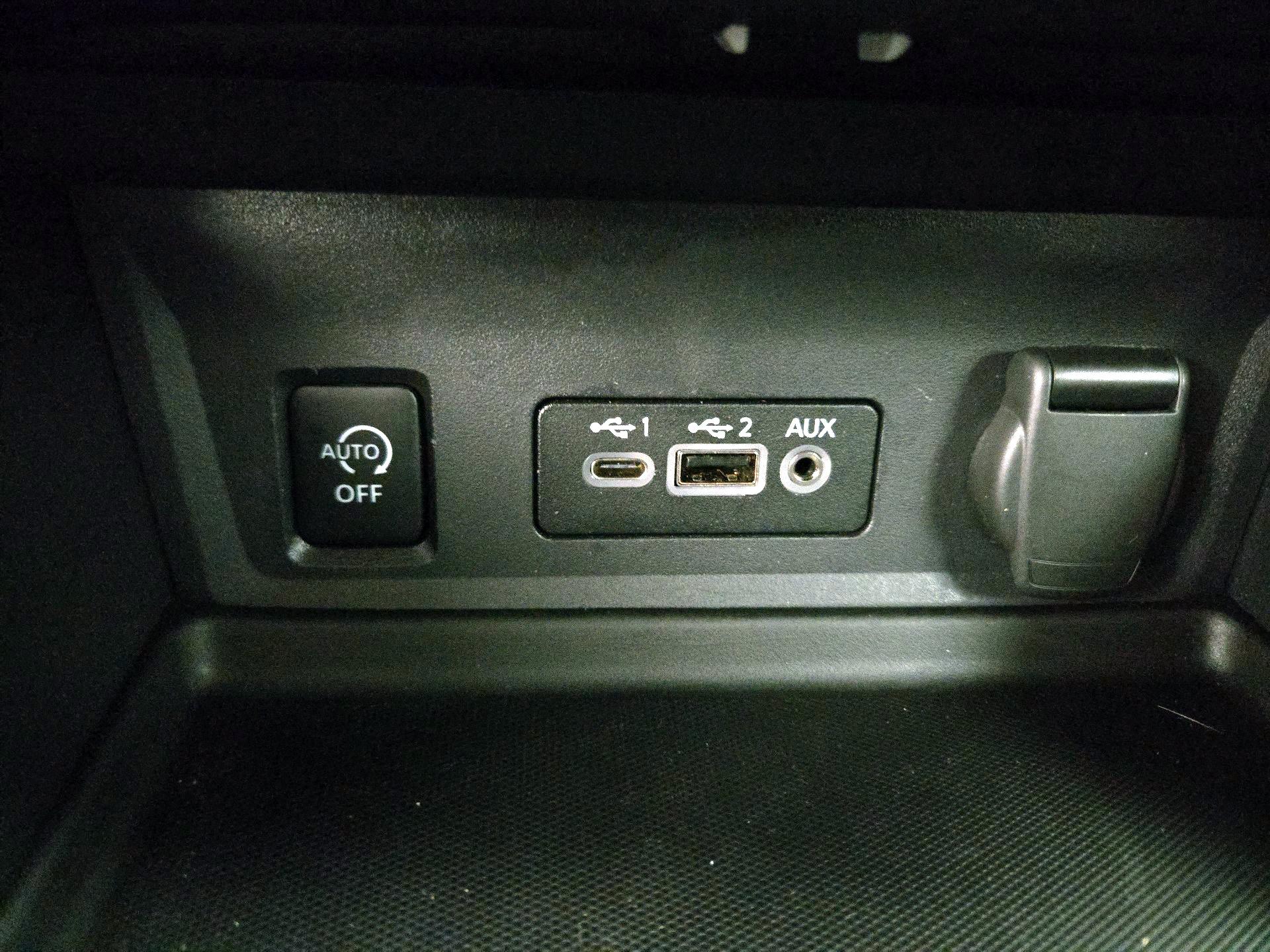 Thumbnail: 2024 Nissan Sentra - 18