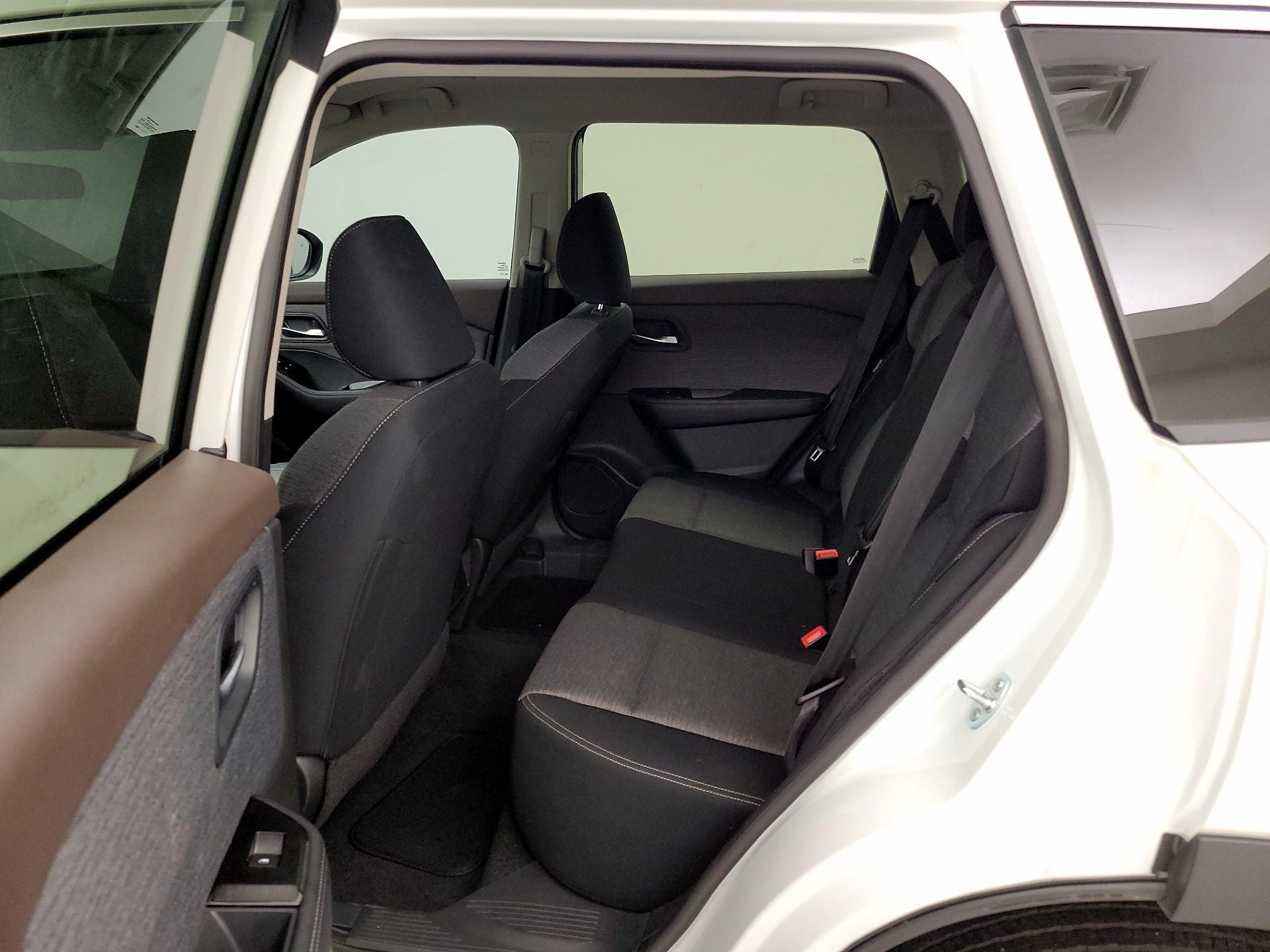 Thumbnail: 2023 Nissan Rogue - 19