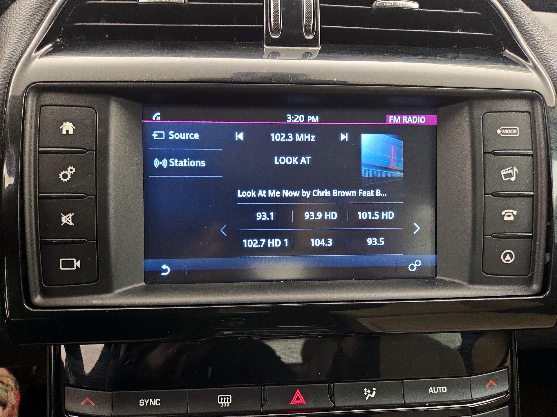 Thumbnail: 2018 Jaguar XE - 16