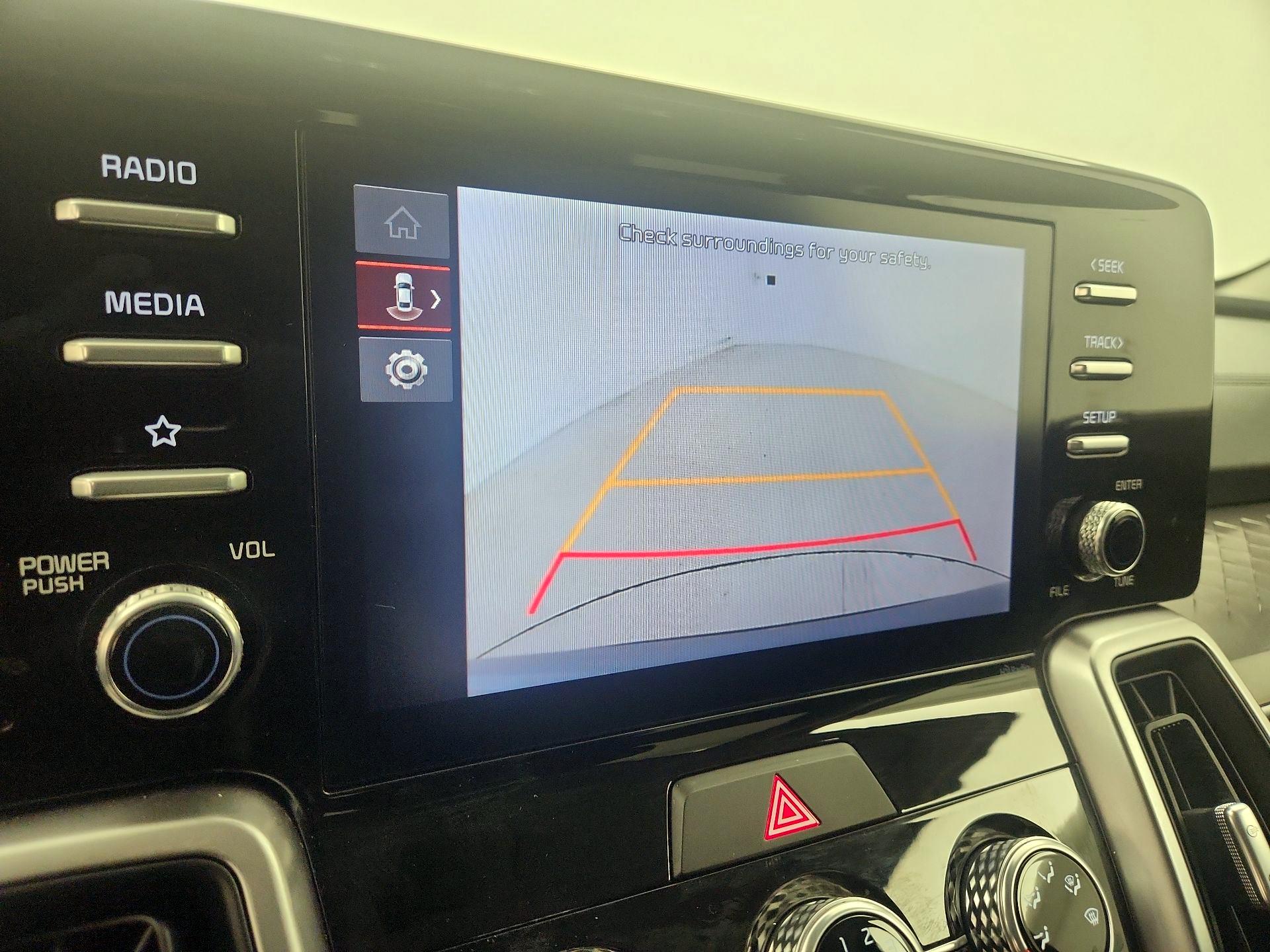 Thumbnail: 2022 Kia Sorento - 14