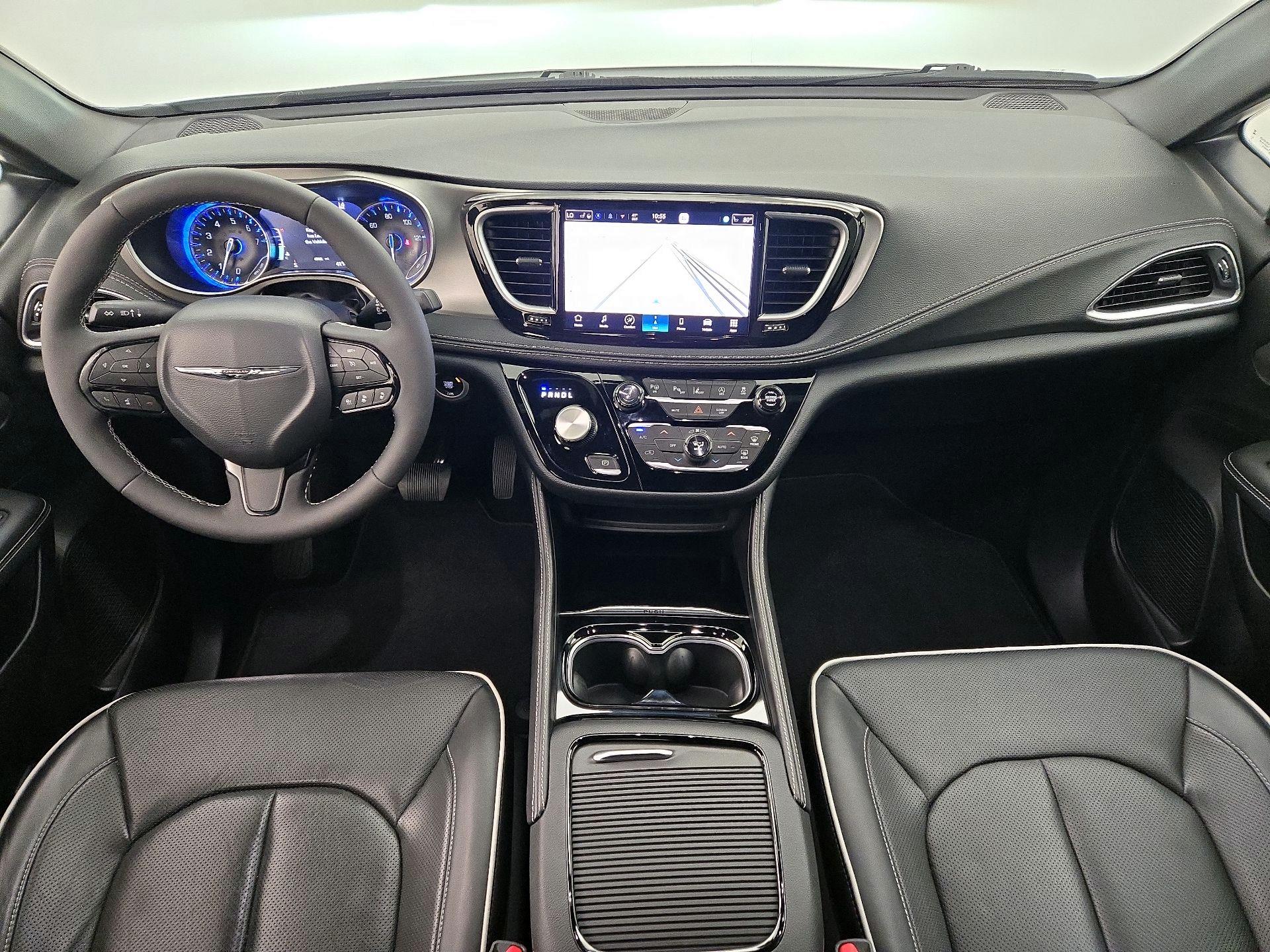 Thumbnail: 2024 Chrysler Pacifica - 9