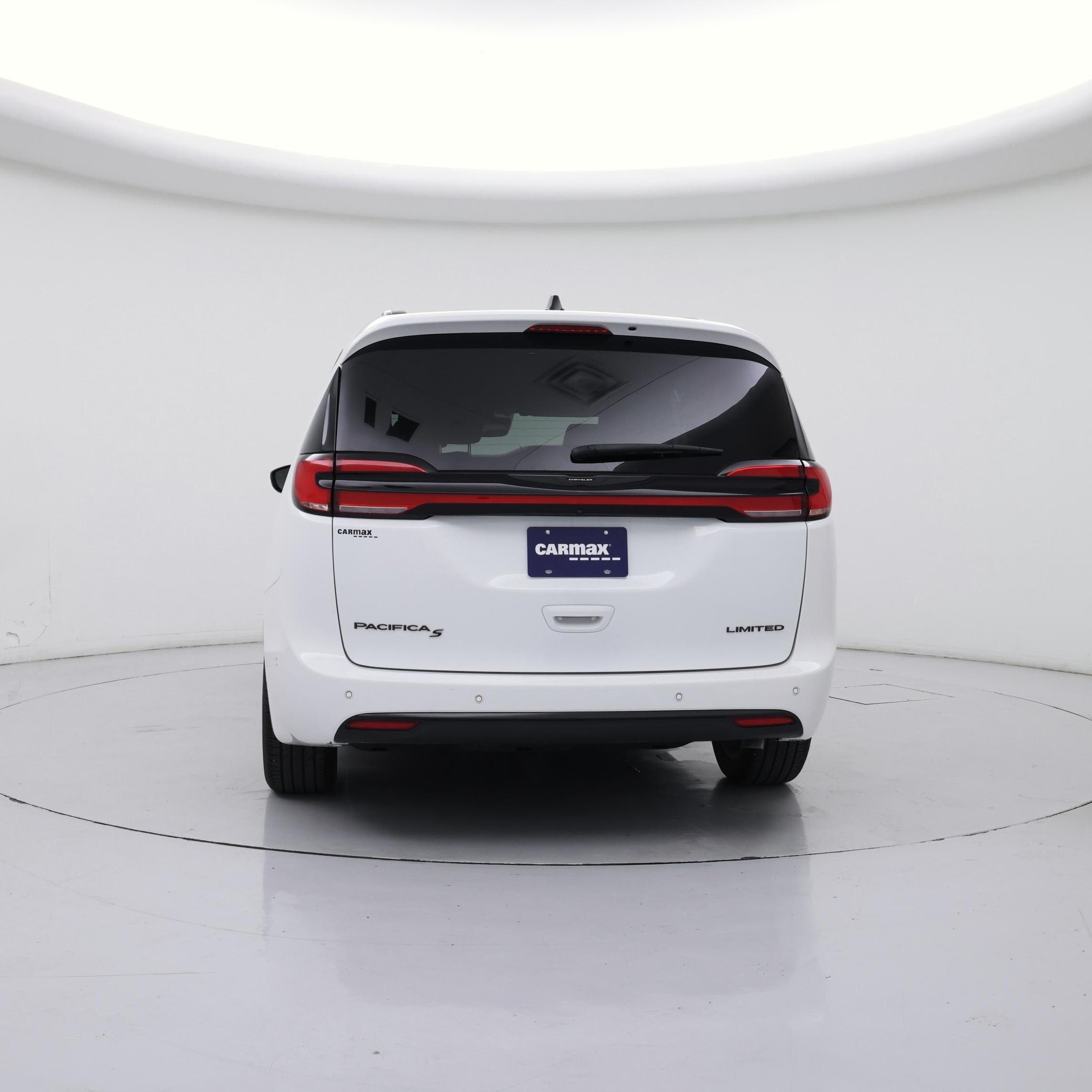 Thumbnail: 2024 Chrysler Pacifica - 6