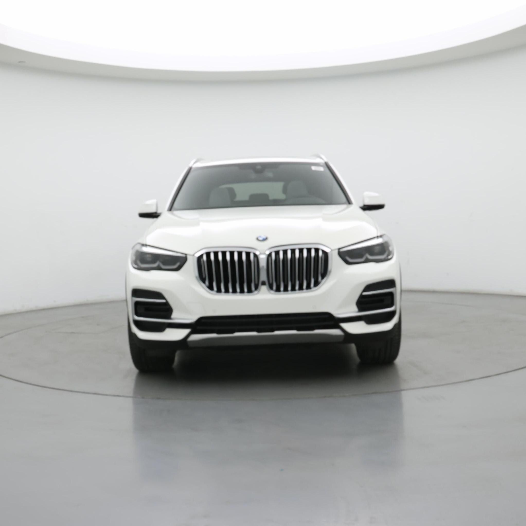 Thumbnail: 2023 BMW X5 - 5