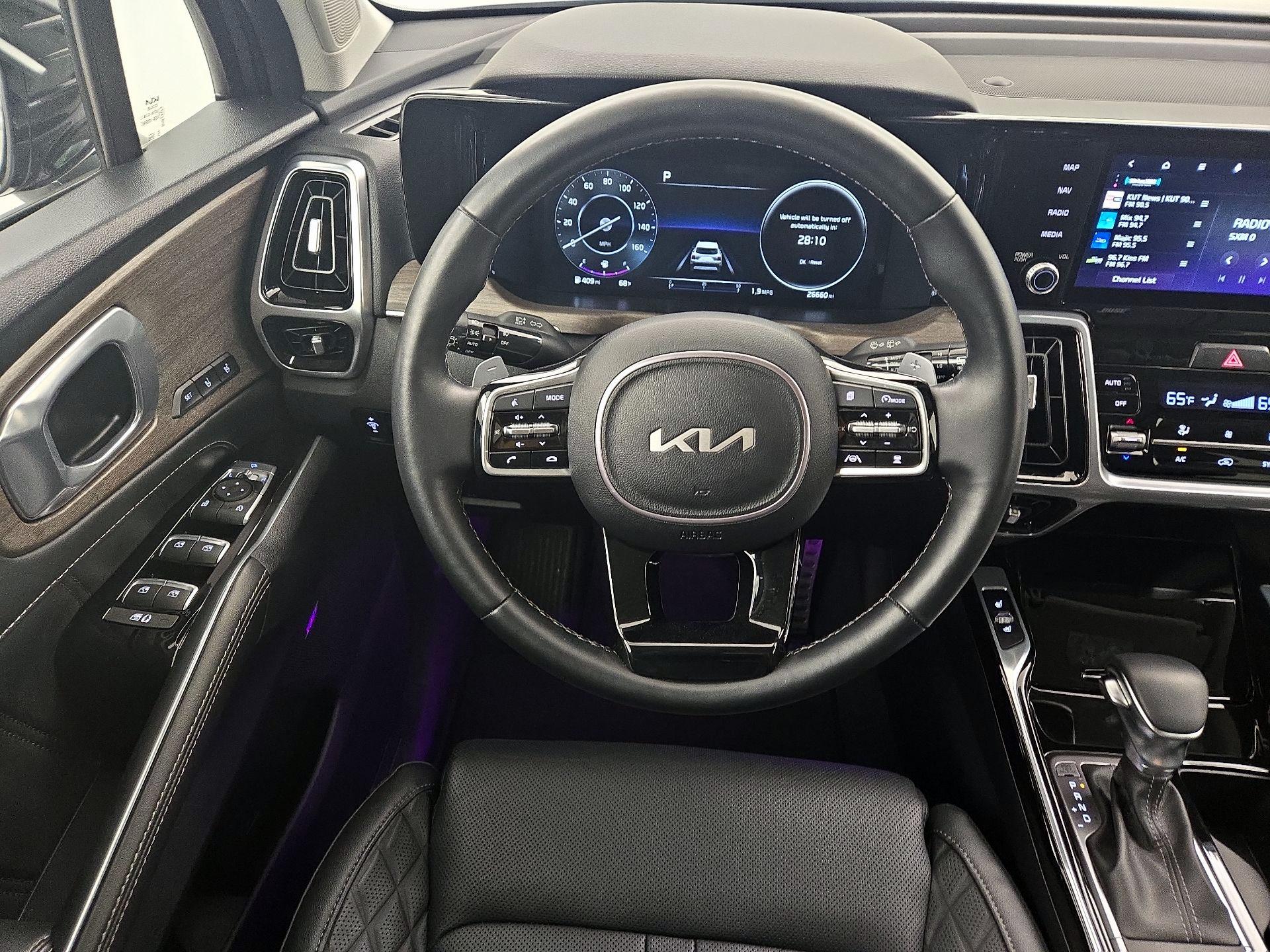 Thumbnail: 2023 Kia Sorento - 10