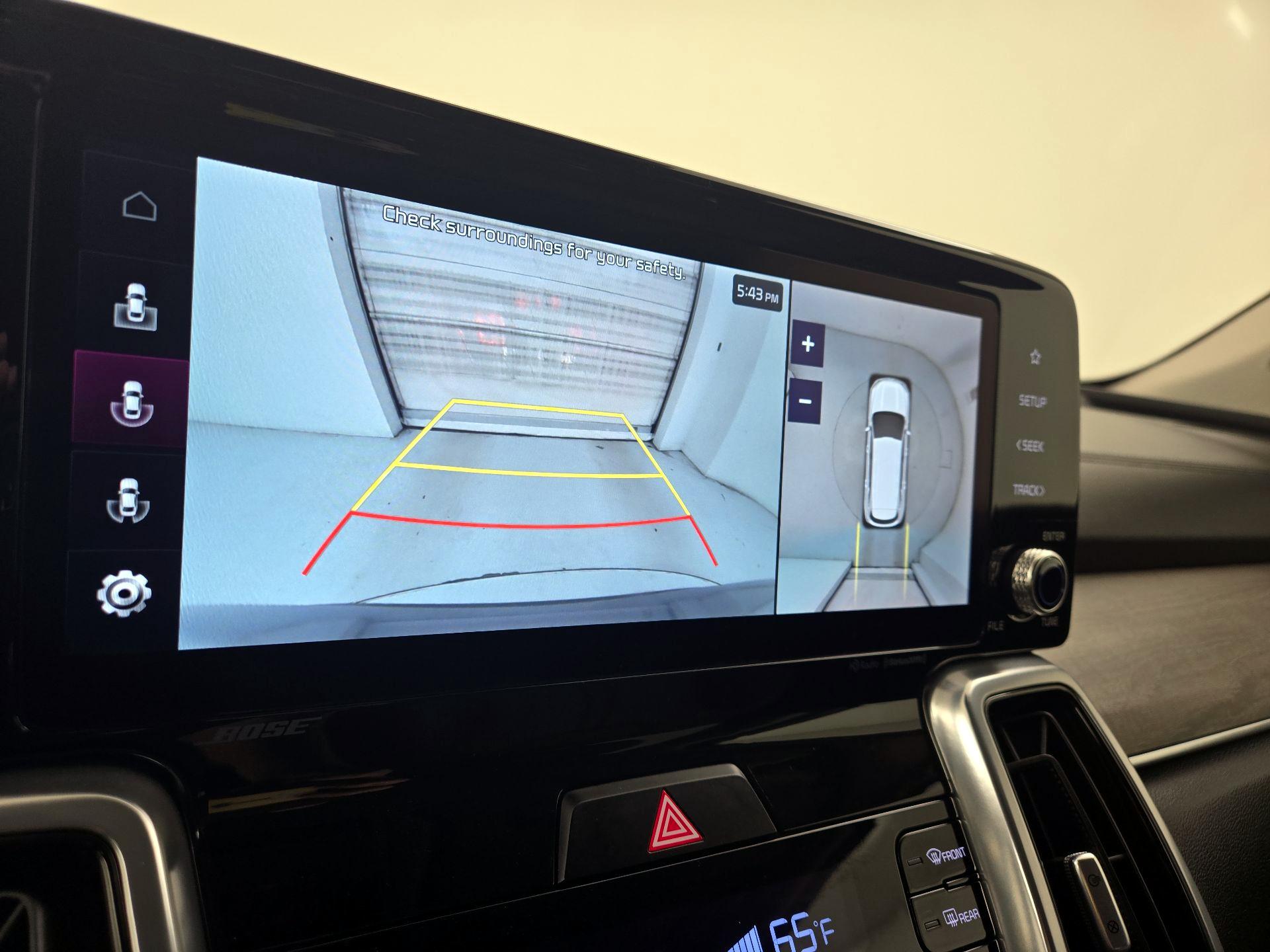 Thumbnail: 2023 Kia Sorento - 15