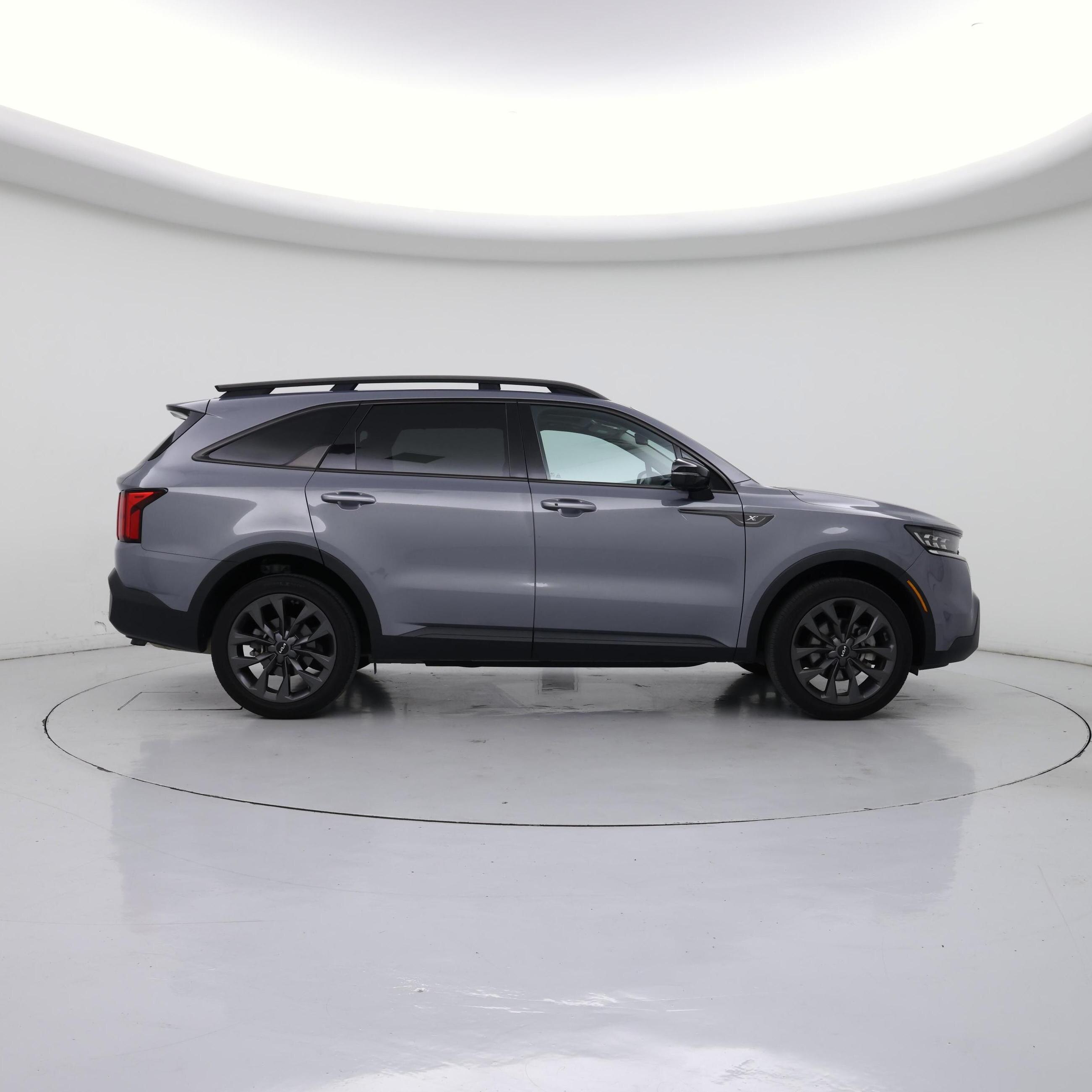 Thumbnail: 2023 Kia Sorento - 7