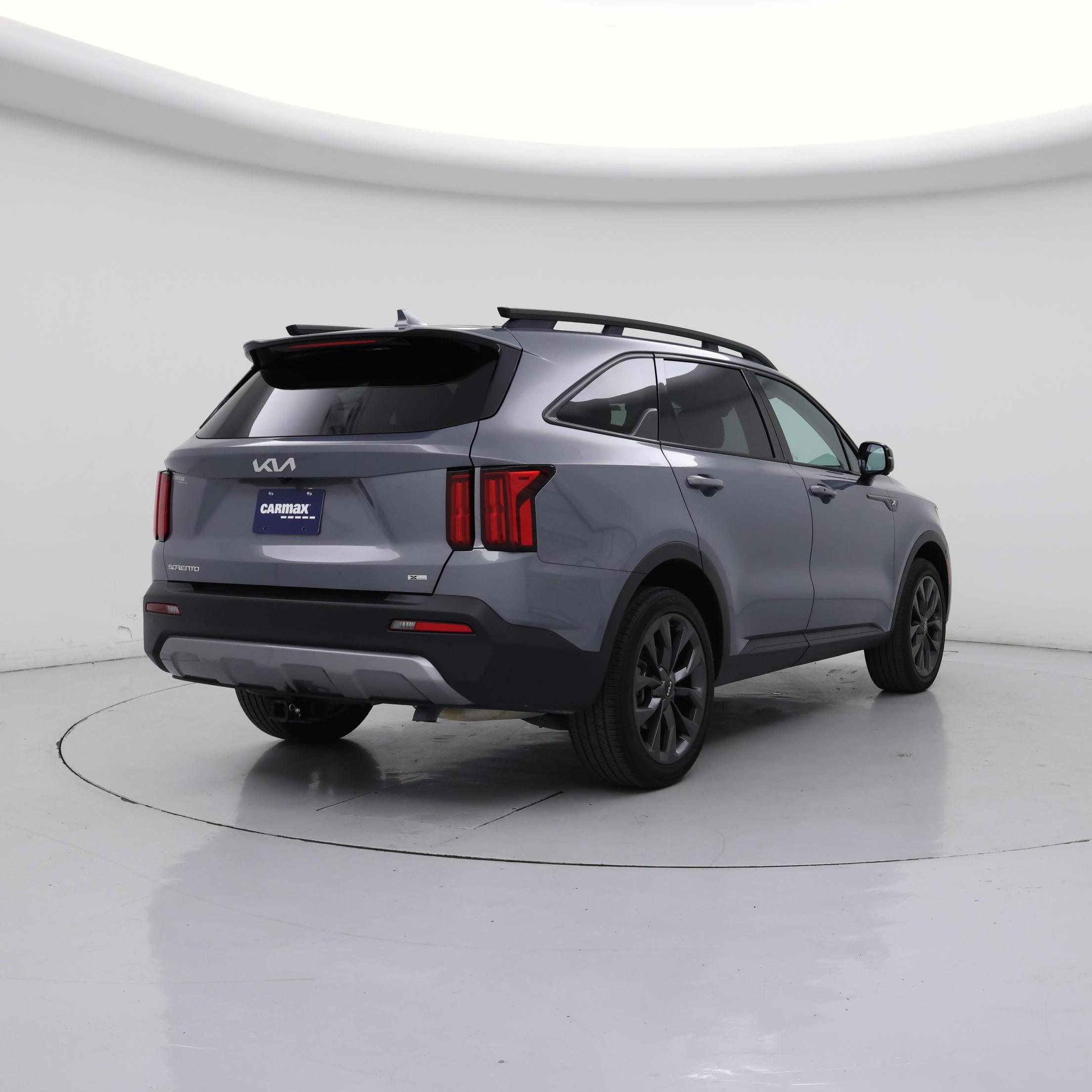 Thumbnail: 2023 Kia Sorento - 8