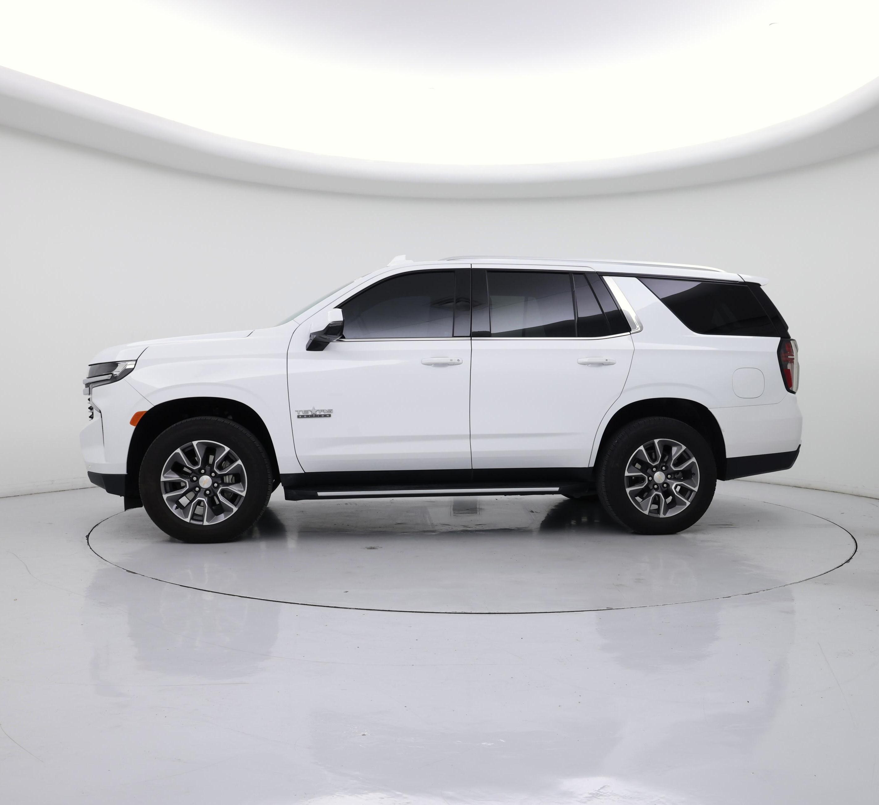 Thumbnail: 2024 Chevrolet Tahoe - 3