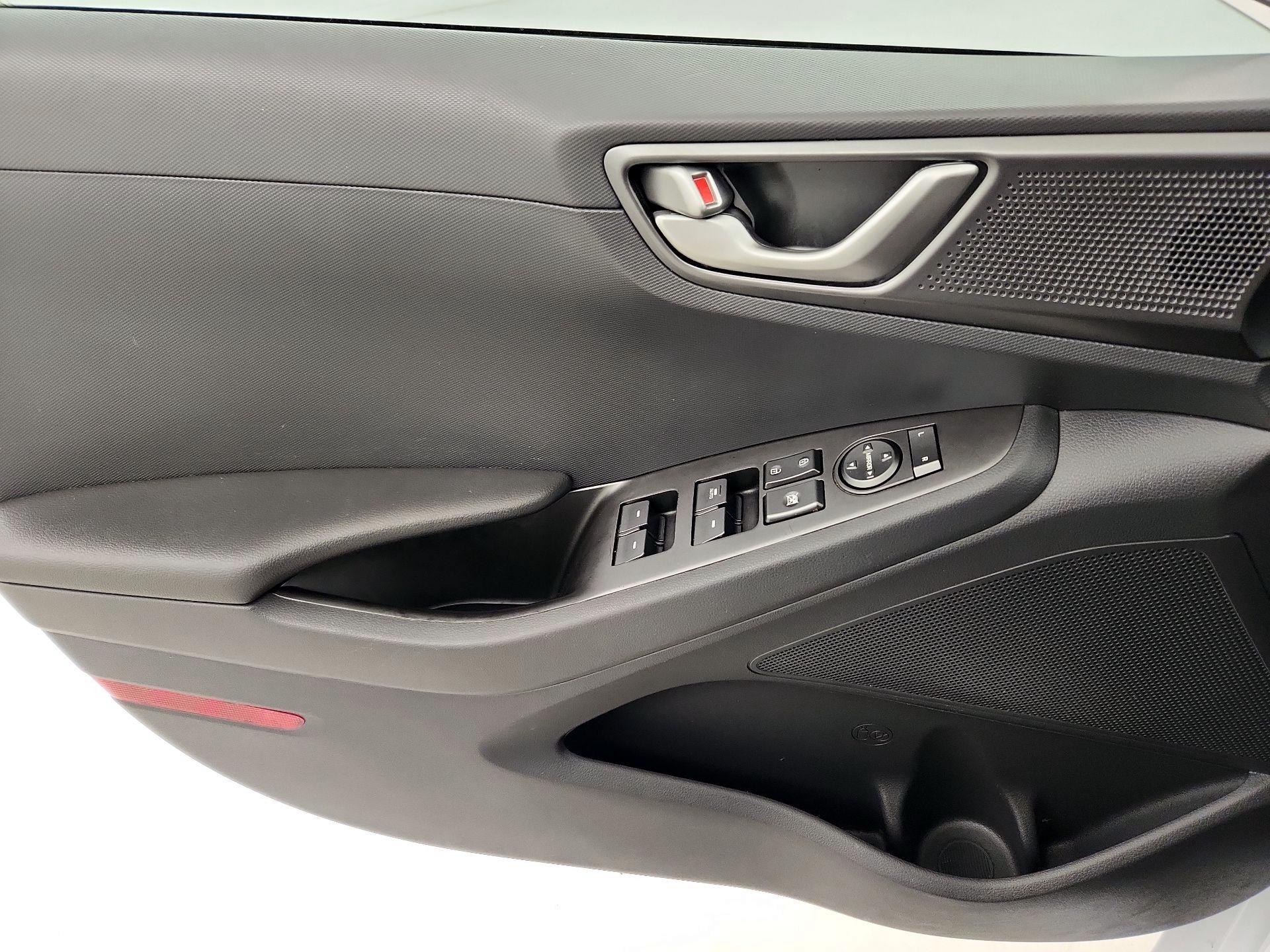 Thumbnail: 2020 Hyundai Ioniq - 12