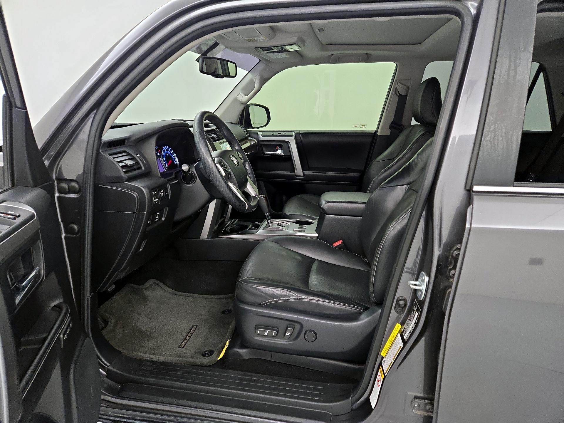 Thumbnail: 2015 Toyota 4Runner - 11