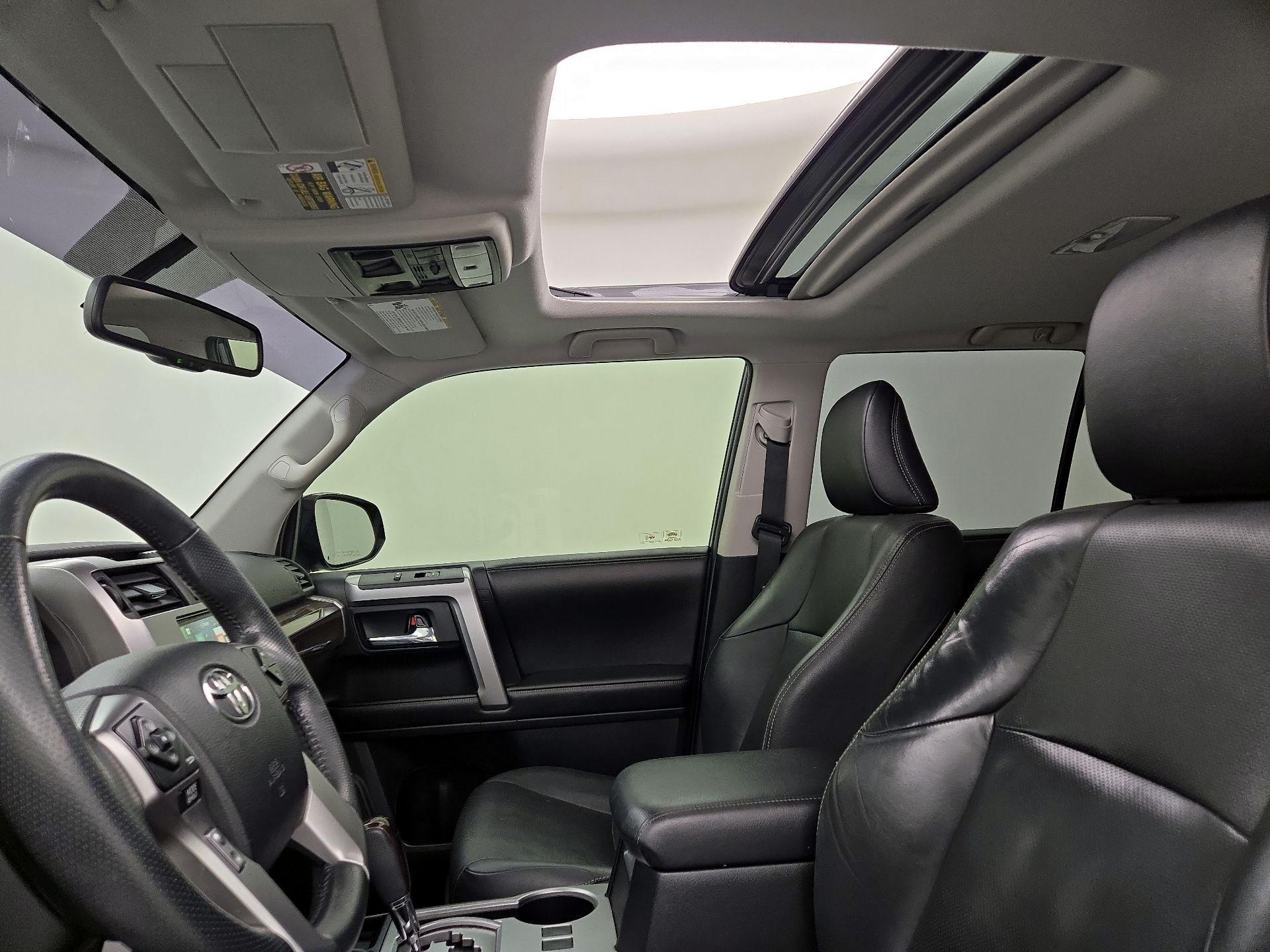 Thumbnail: 2015 Toyota 4Runner - 19