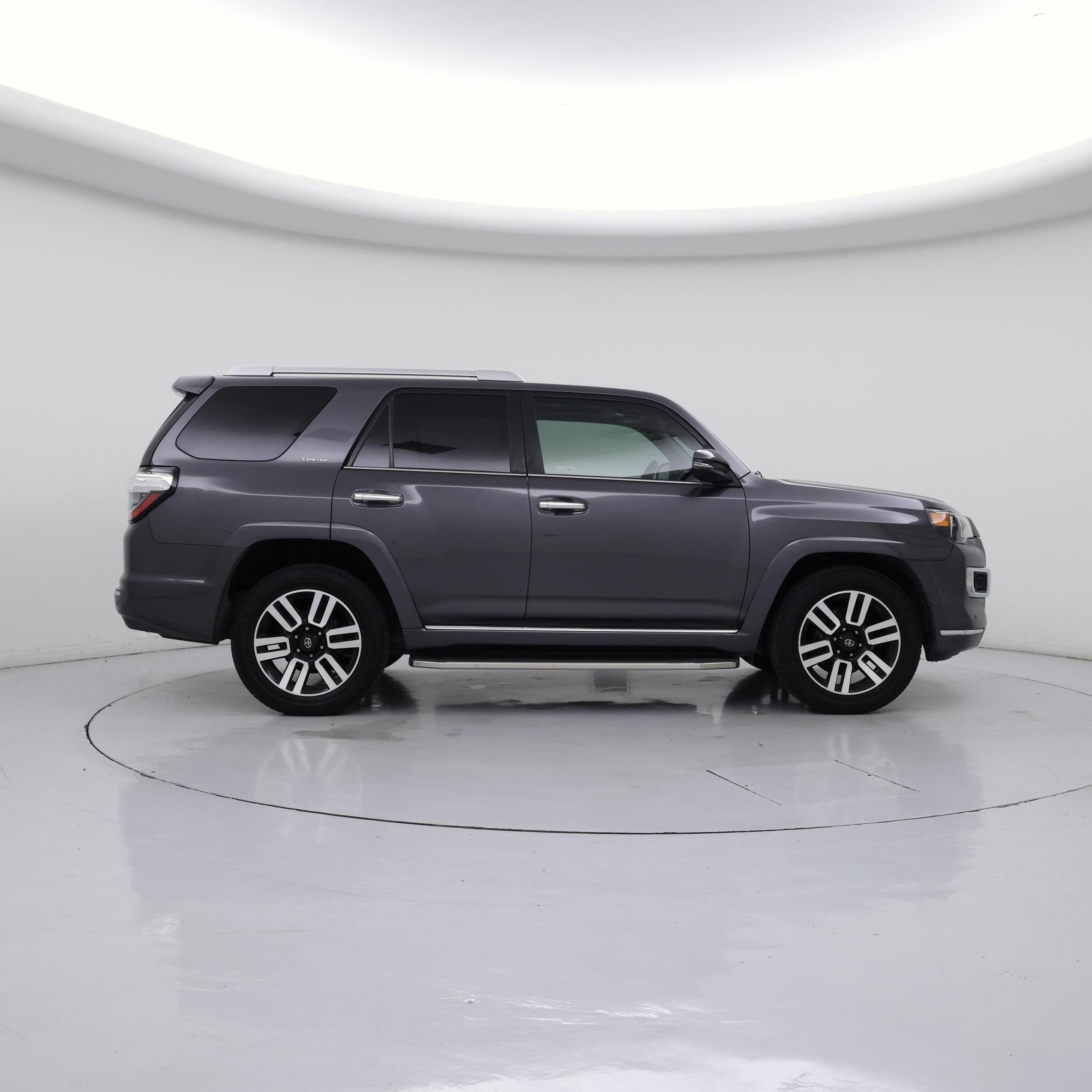 Thumbnail: 2015 Toyota 4Runner - 7