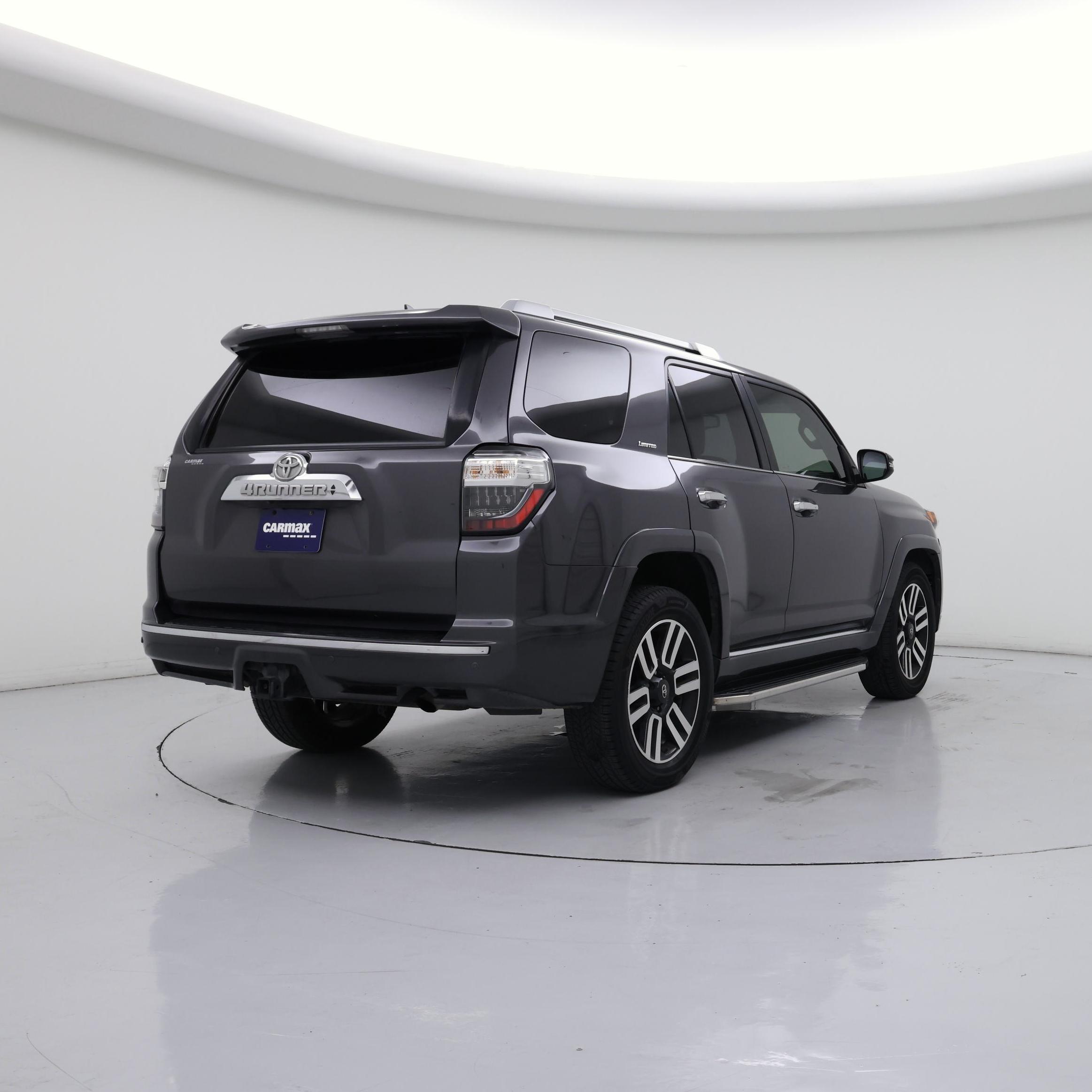 Thumbnail: 2015 Toyota 4Runner - 8