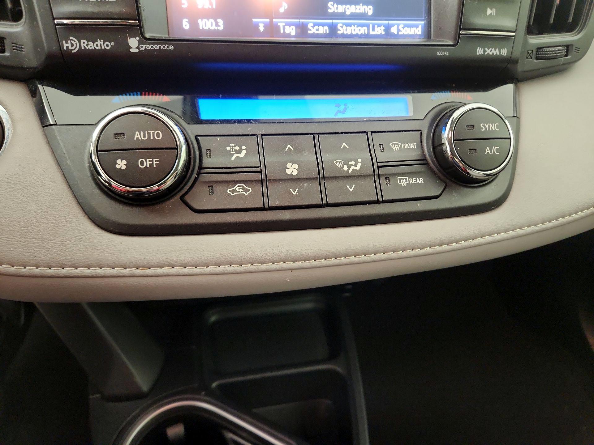 Thumbnail: 2018 Toyota RAV4 - 16