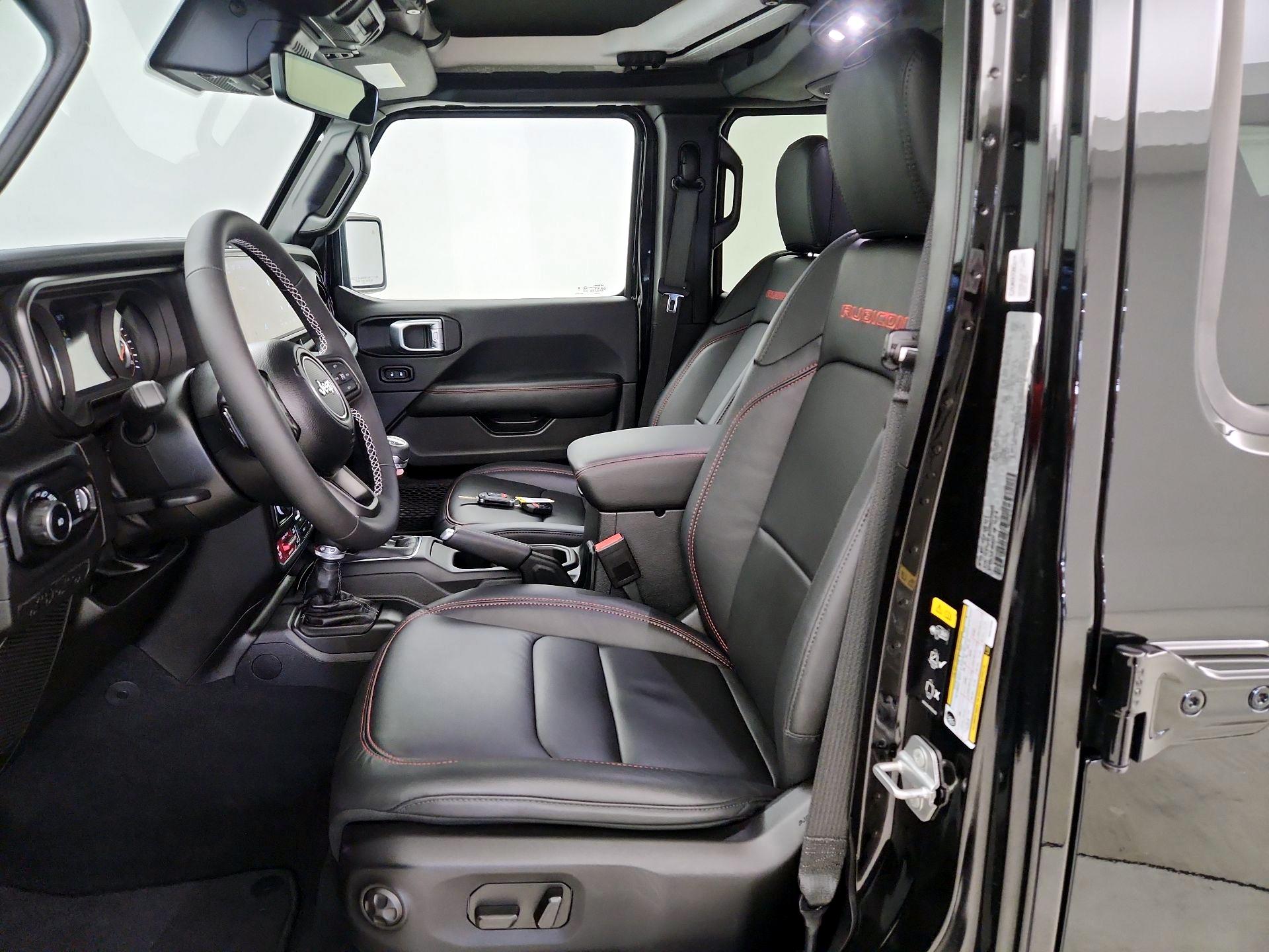 Thumbnail: 2025 Jeep Wrangler - 11