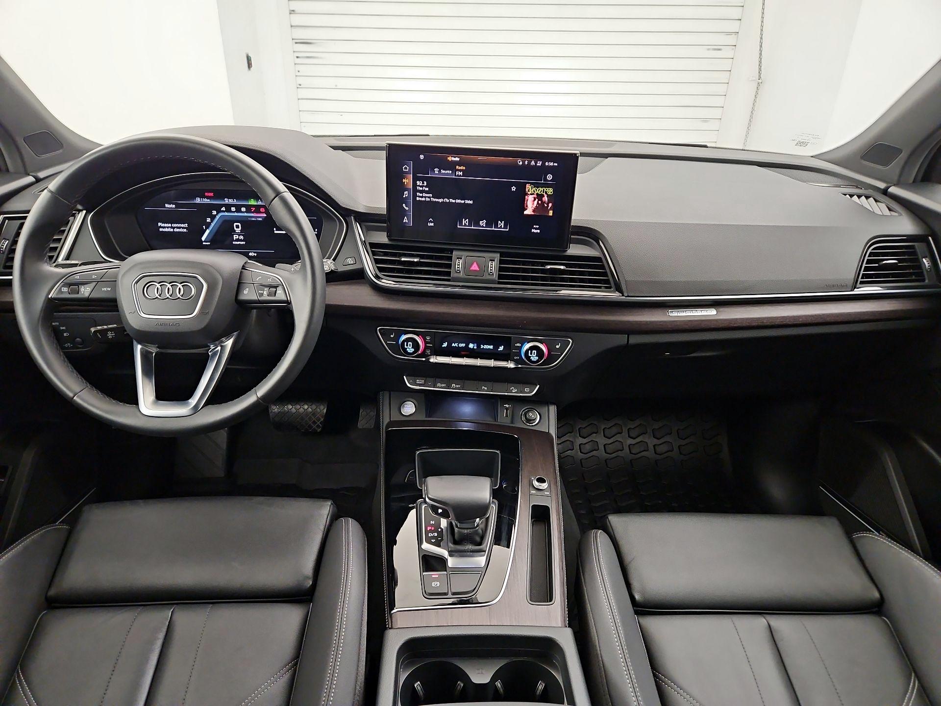 Thumbnail: 2023 Audi Q5 - 9