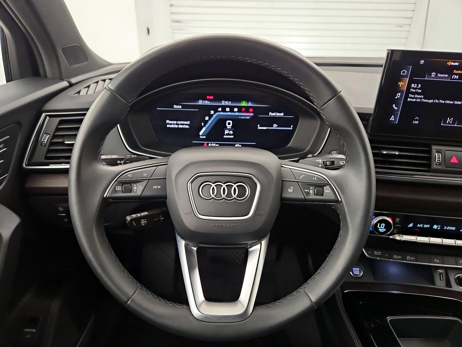 Thumbnail: 2023 Audi Q5 - 10