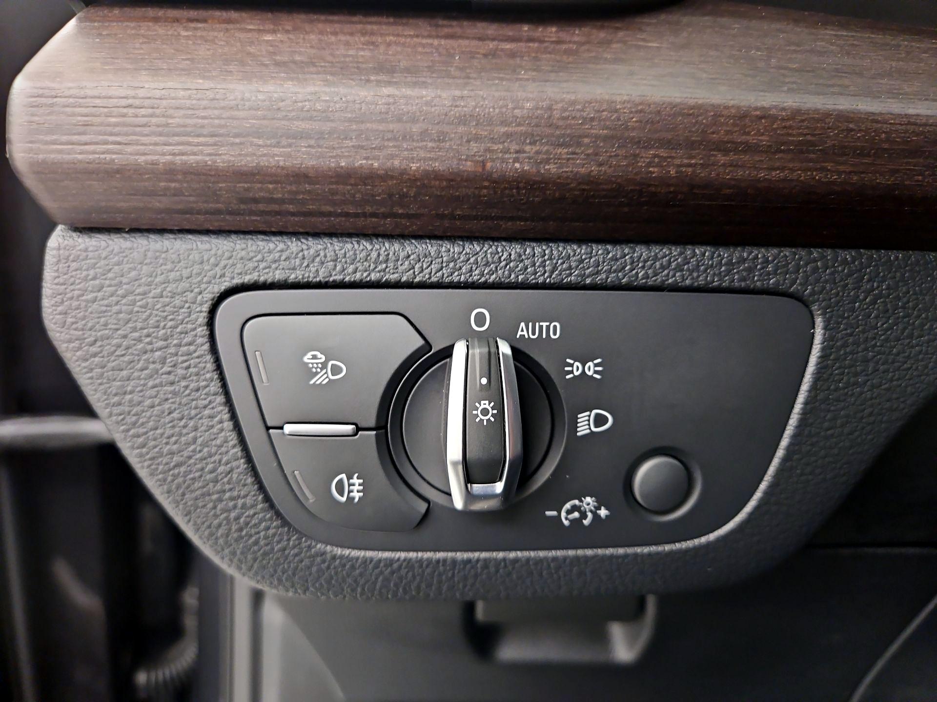 Thumbnail: 2023 Audi Q5 - 13