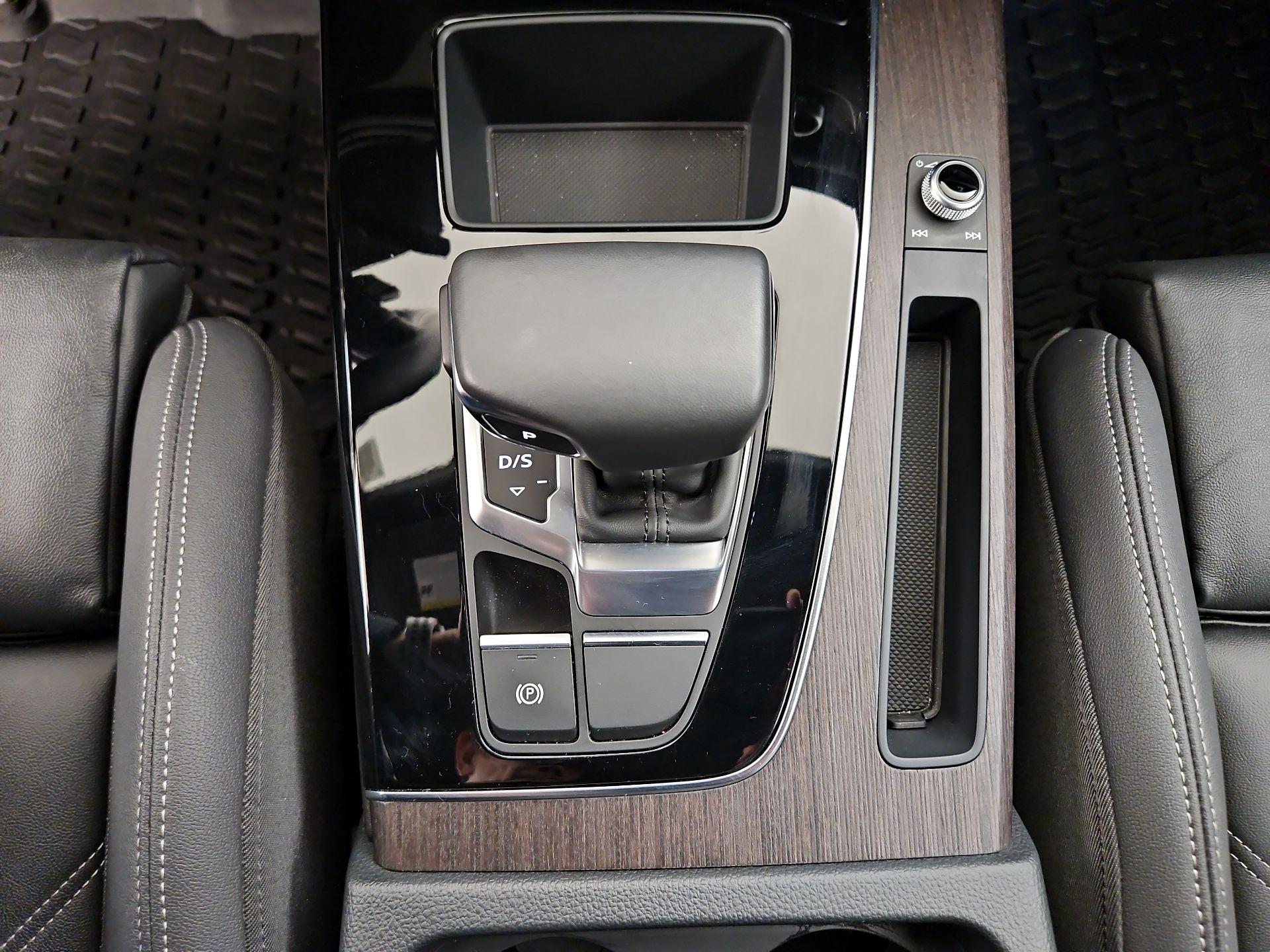 Thumbnail: 2023 Audi Q5 - 18