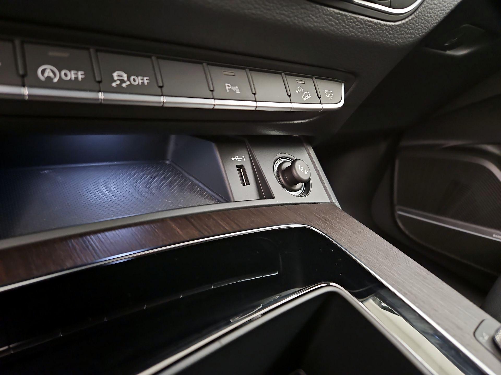 Thumbnail: 2023 Audi Q5 - 19