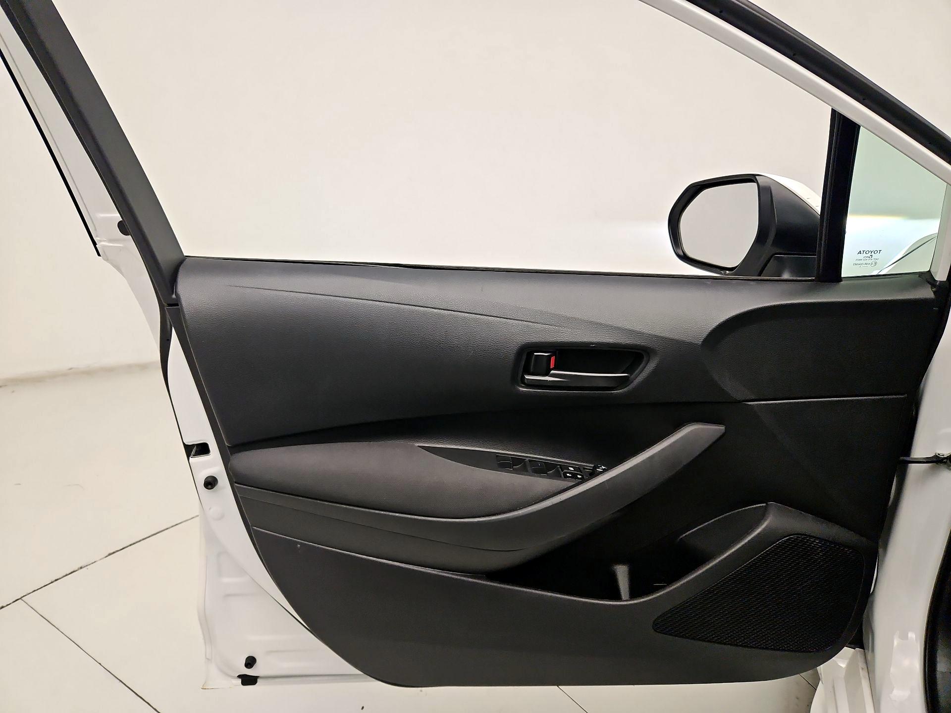 Thumbnail: 2024 Toyota Corolla - 12