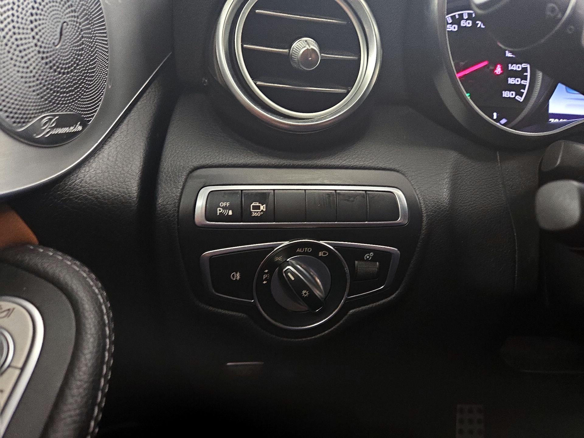 Thumbnail: 2019 Mercedes-Benz GLC - 13