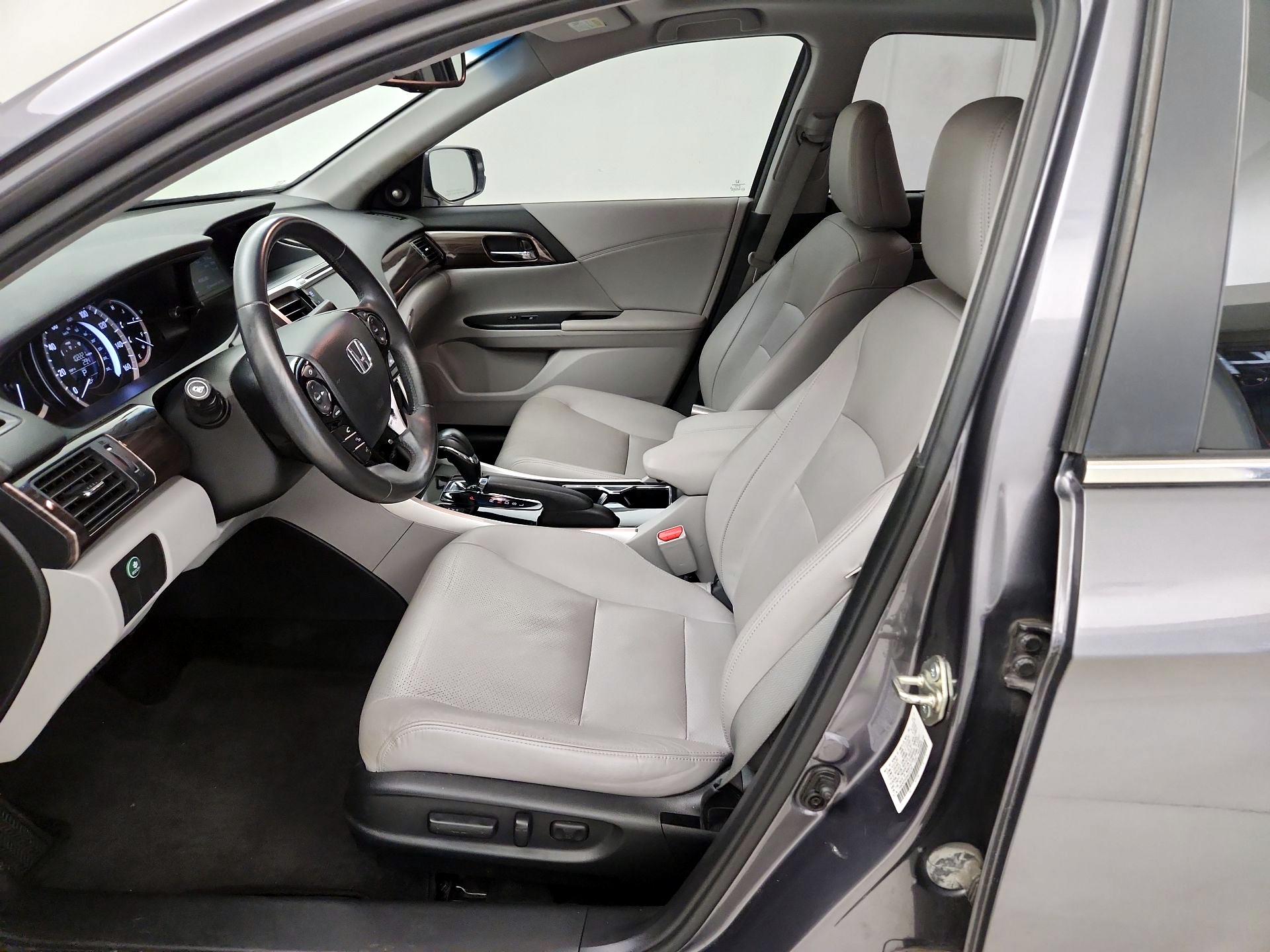 Thumbnail: 2017 Honda Accord - 11