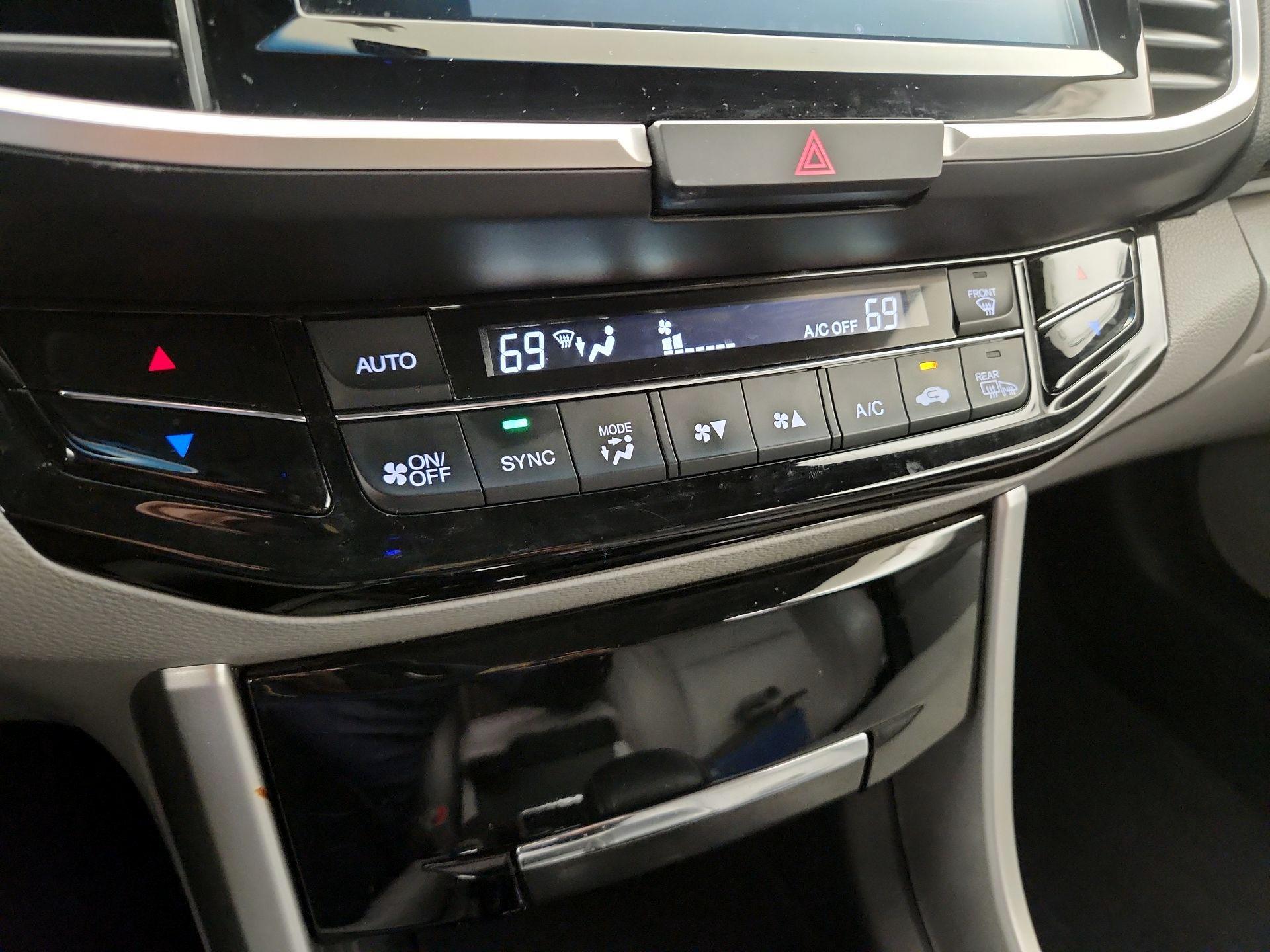 Thumbnail: 2017 Honda Accord - 16