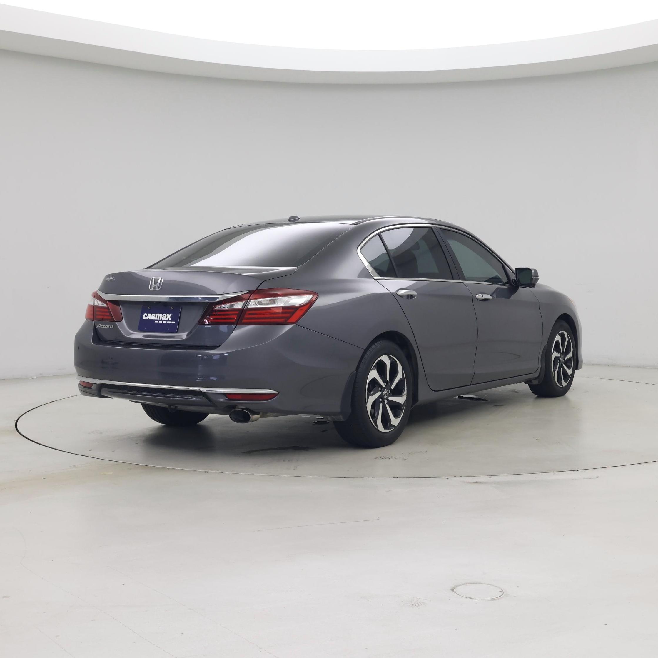 Thumbnail: 2017 Honda Accord - 8